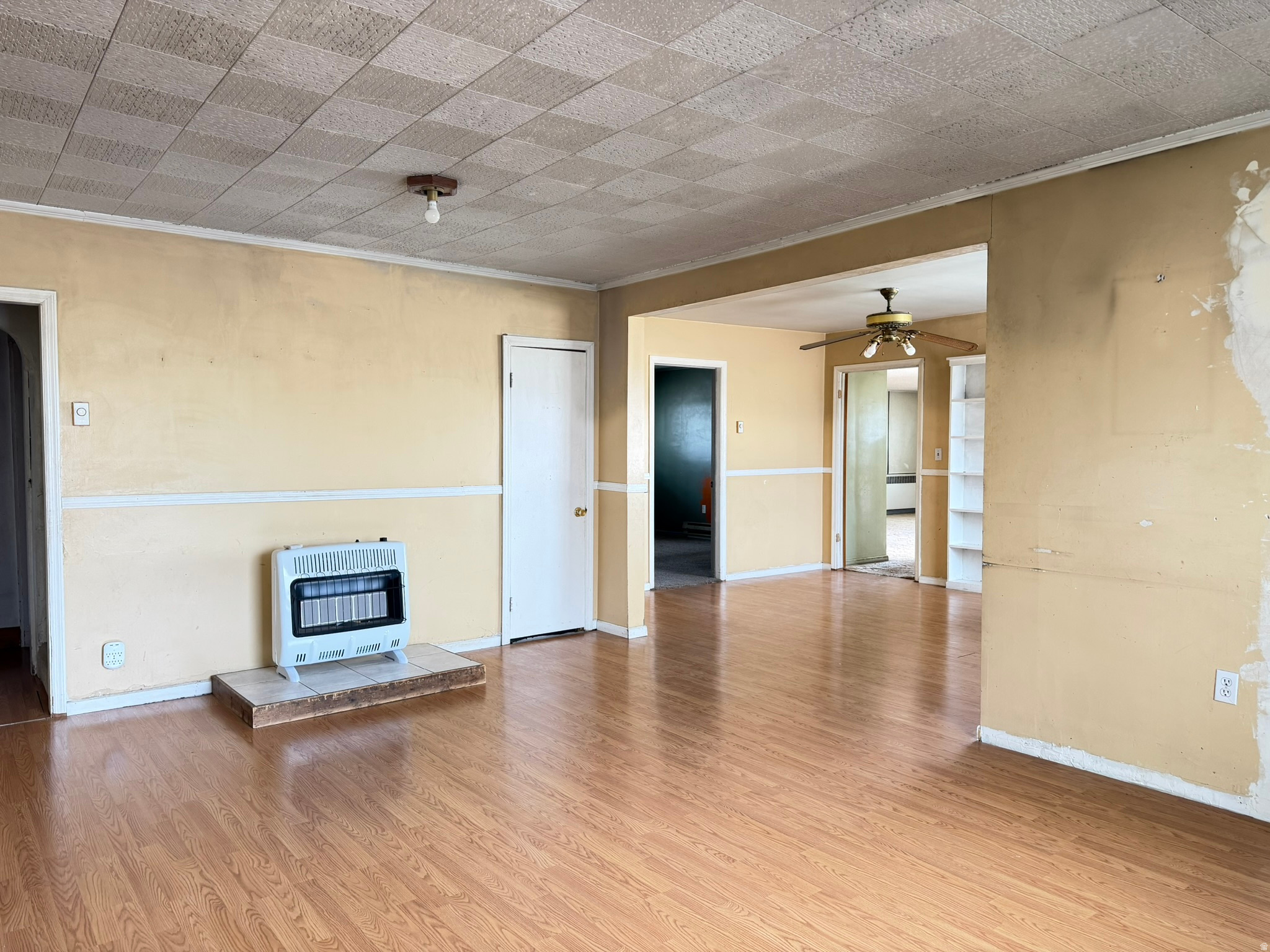 main property photo 7