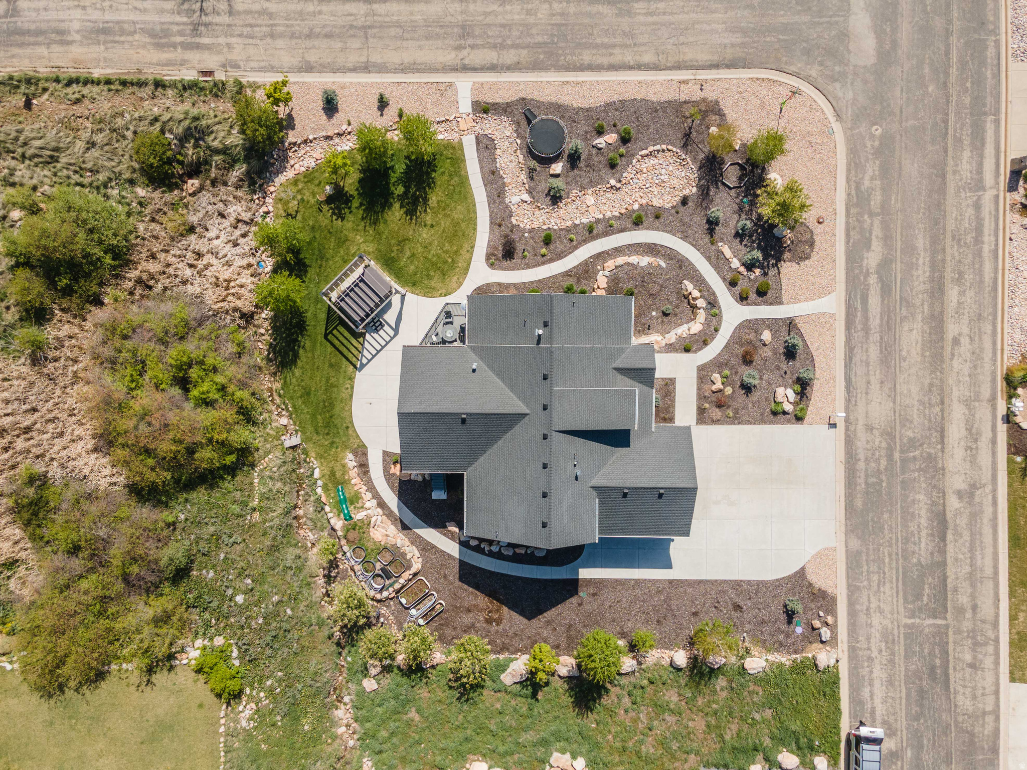 main property photo 68