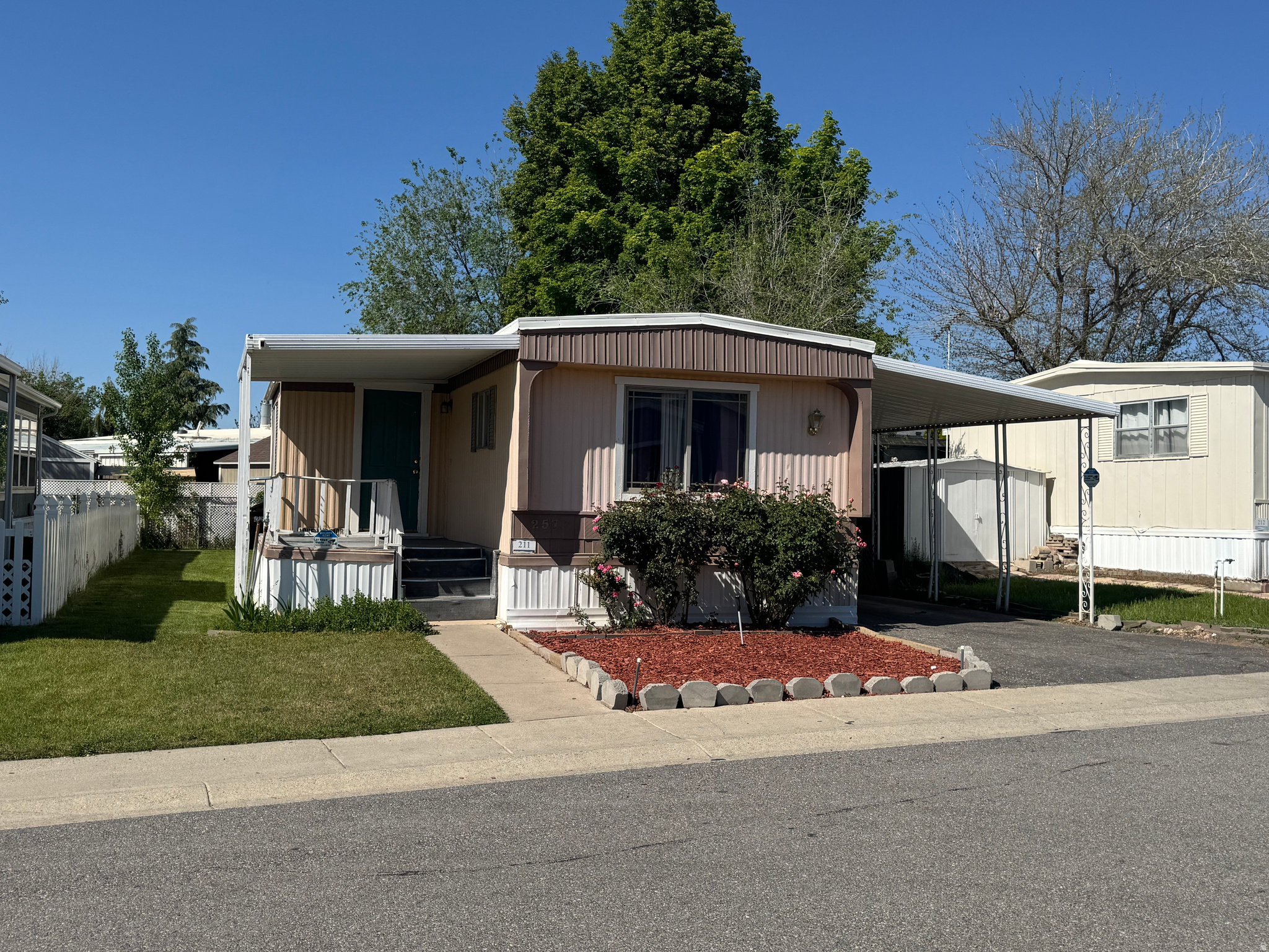 main property photo 20