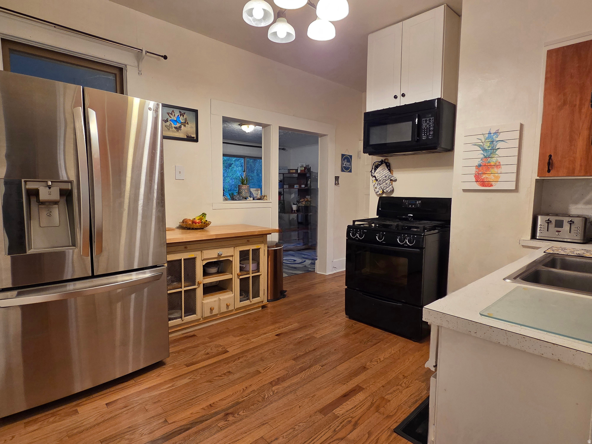 main property photo 27