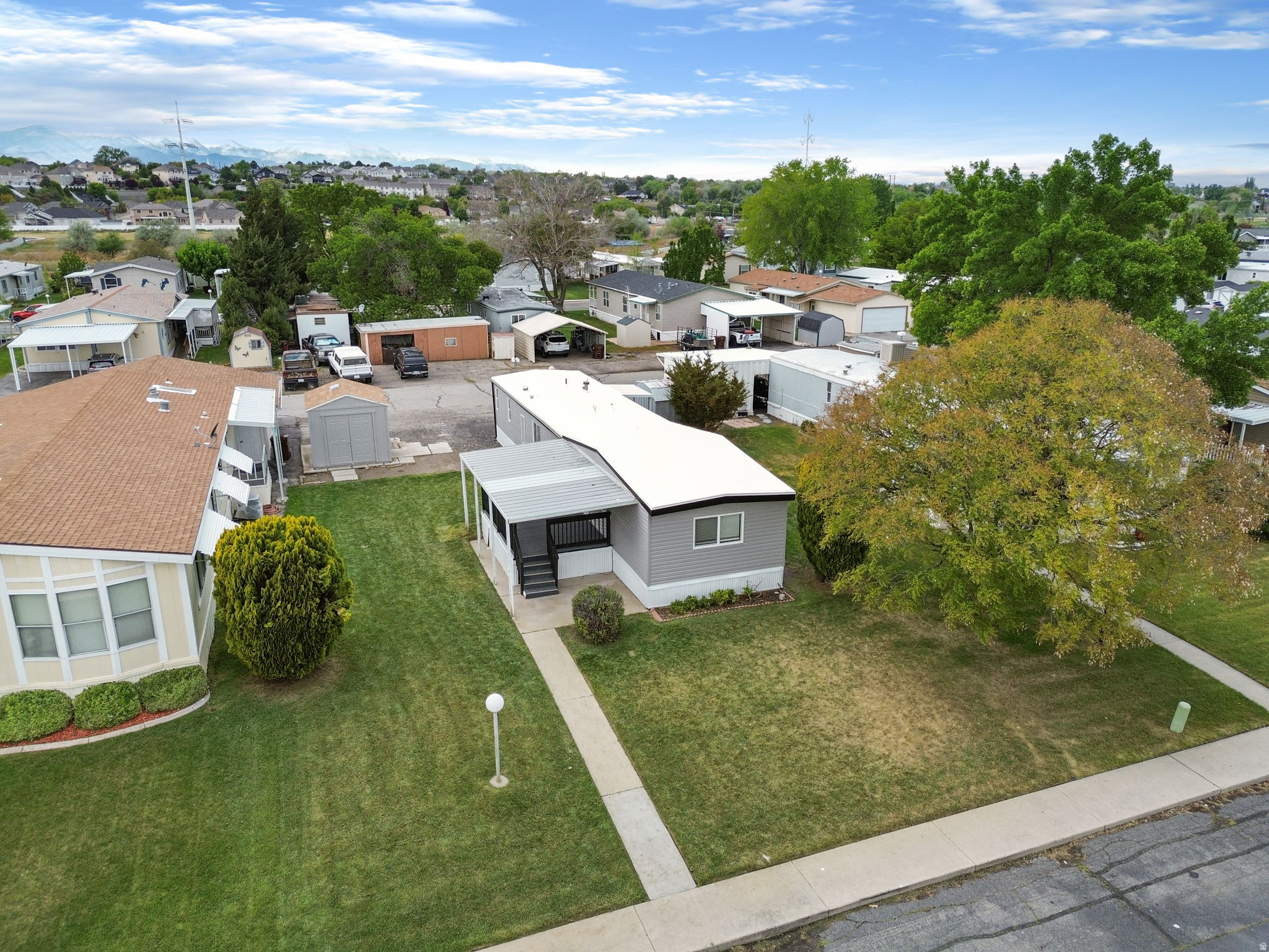 main property photo 17