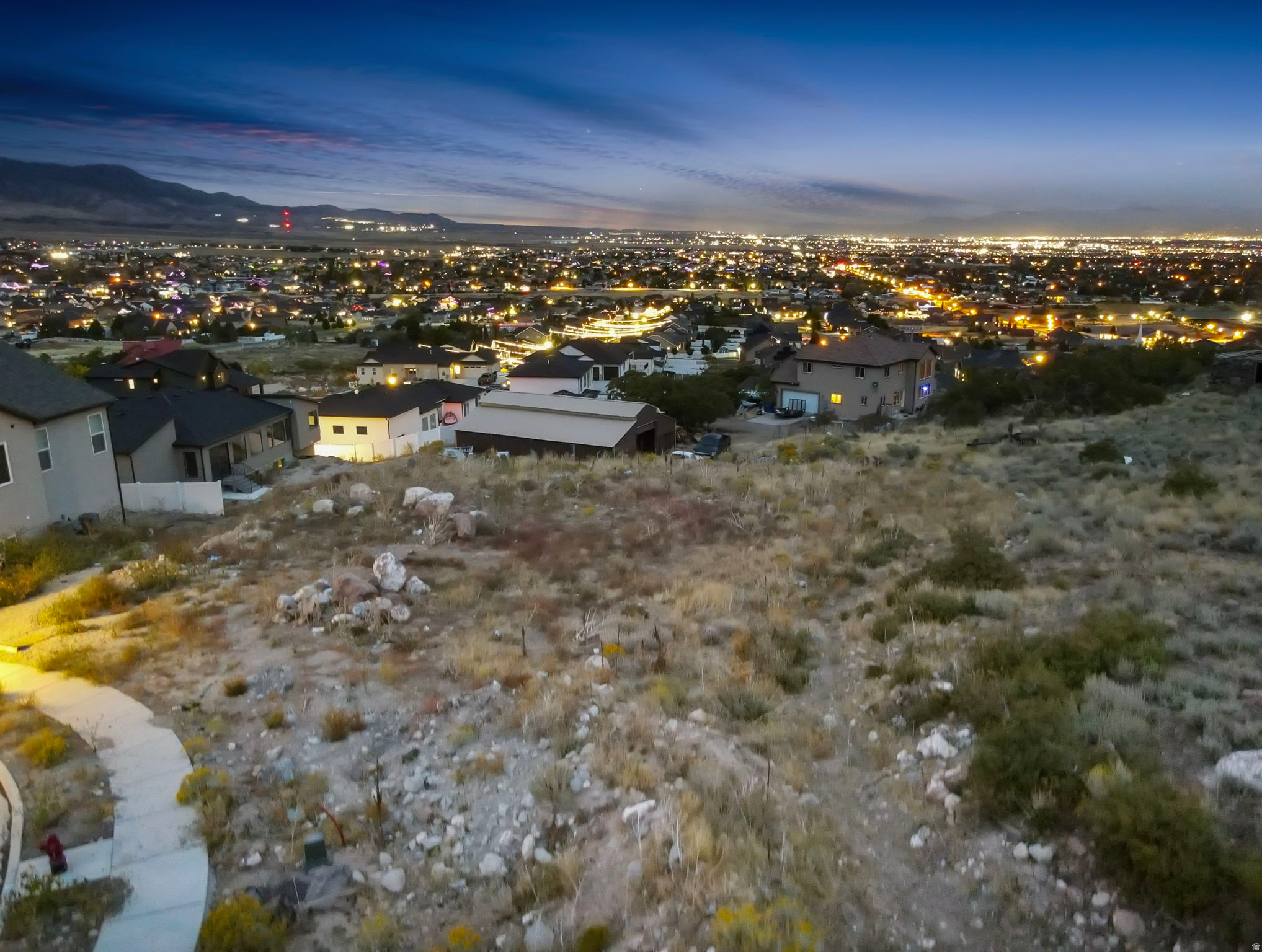 main property photo 13