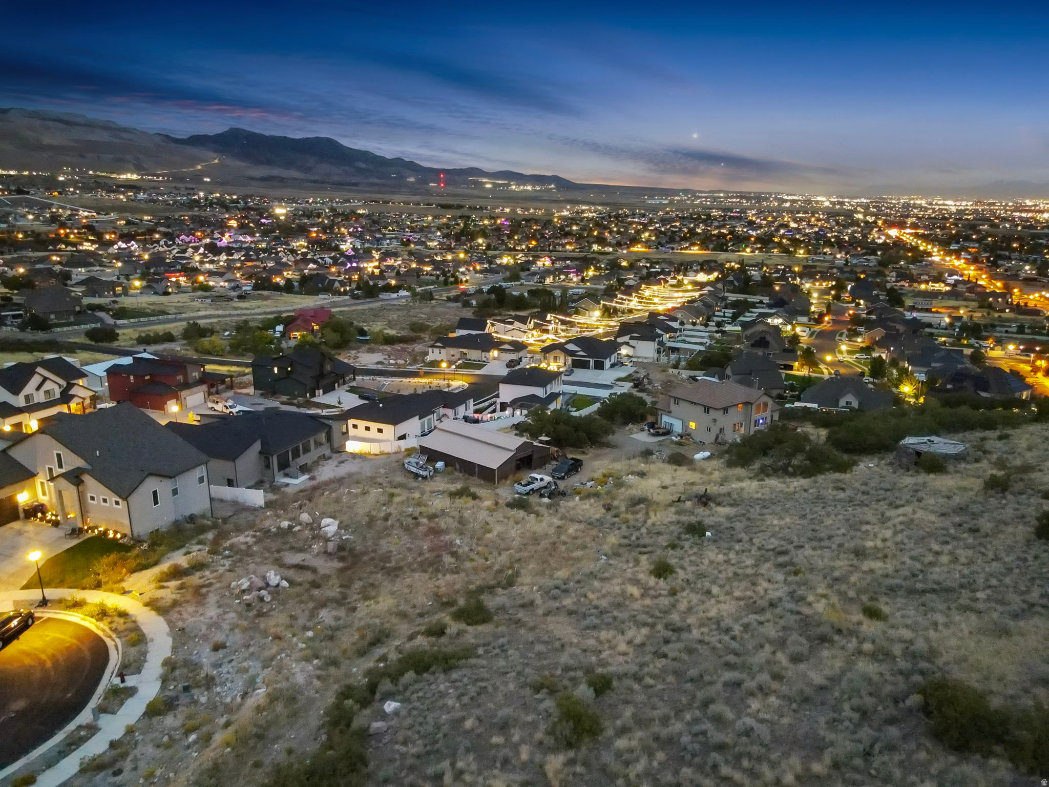 main property photo 14