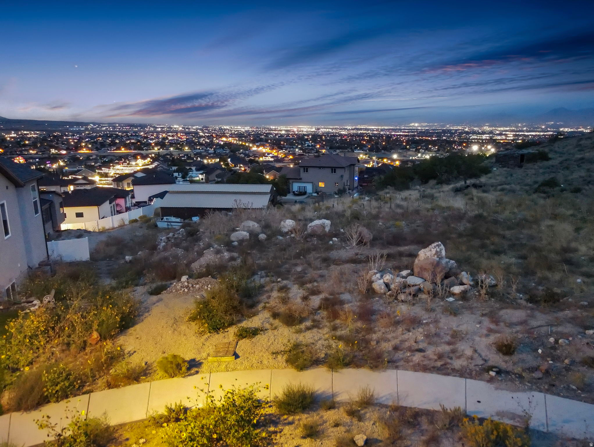 main property photo 16