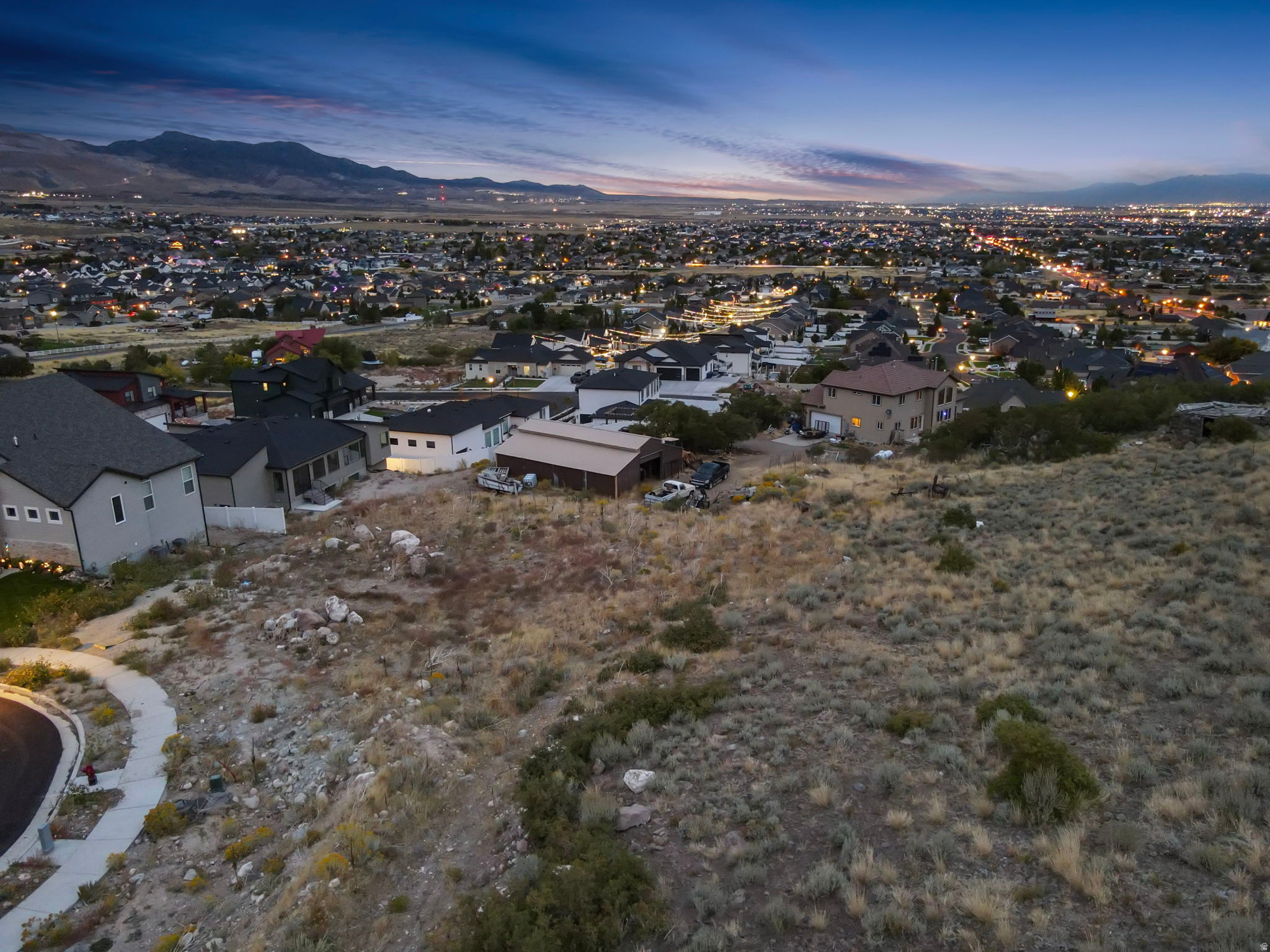 main property photo 26
