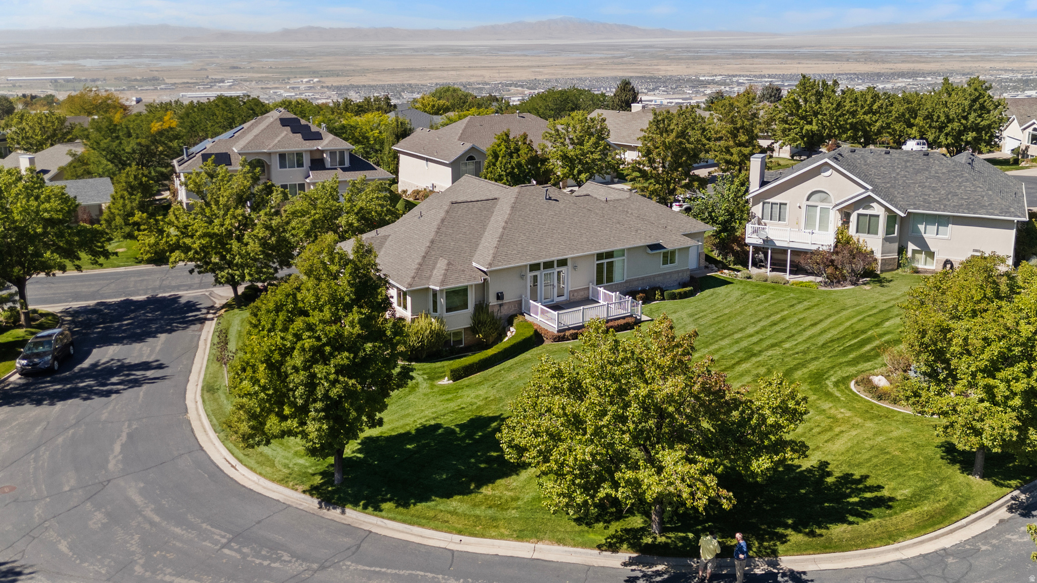main property photo 44