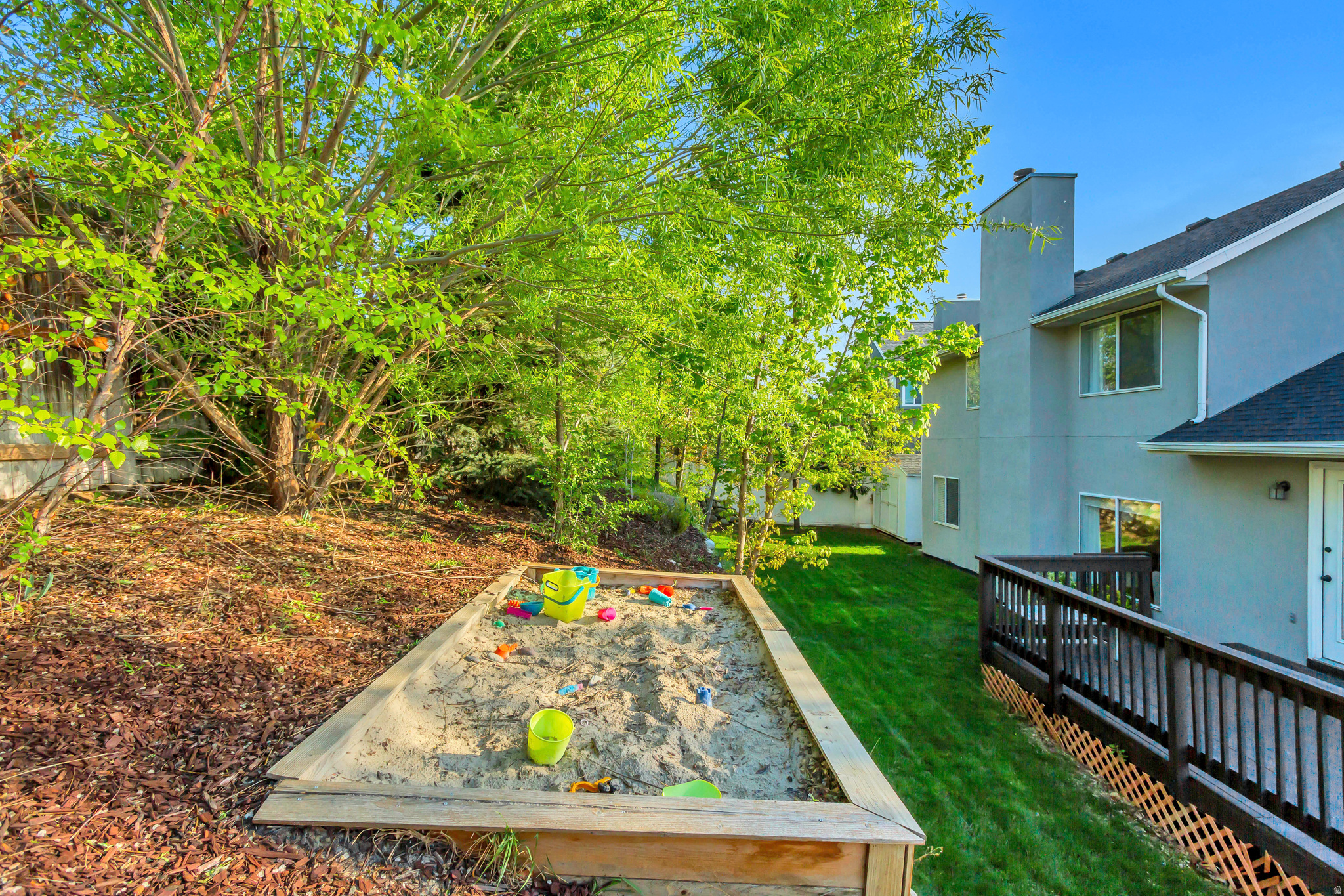 main property photo 38