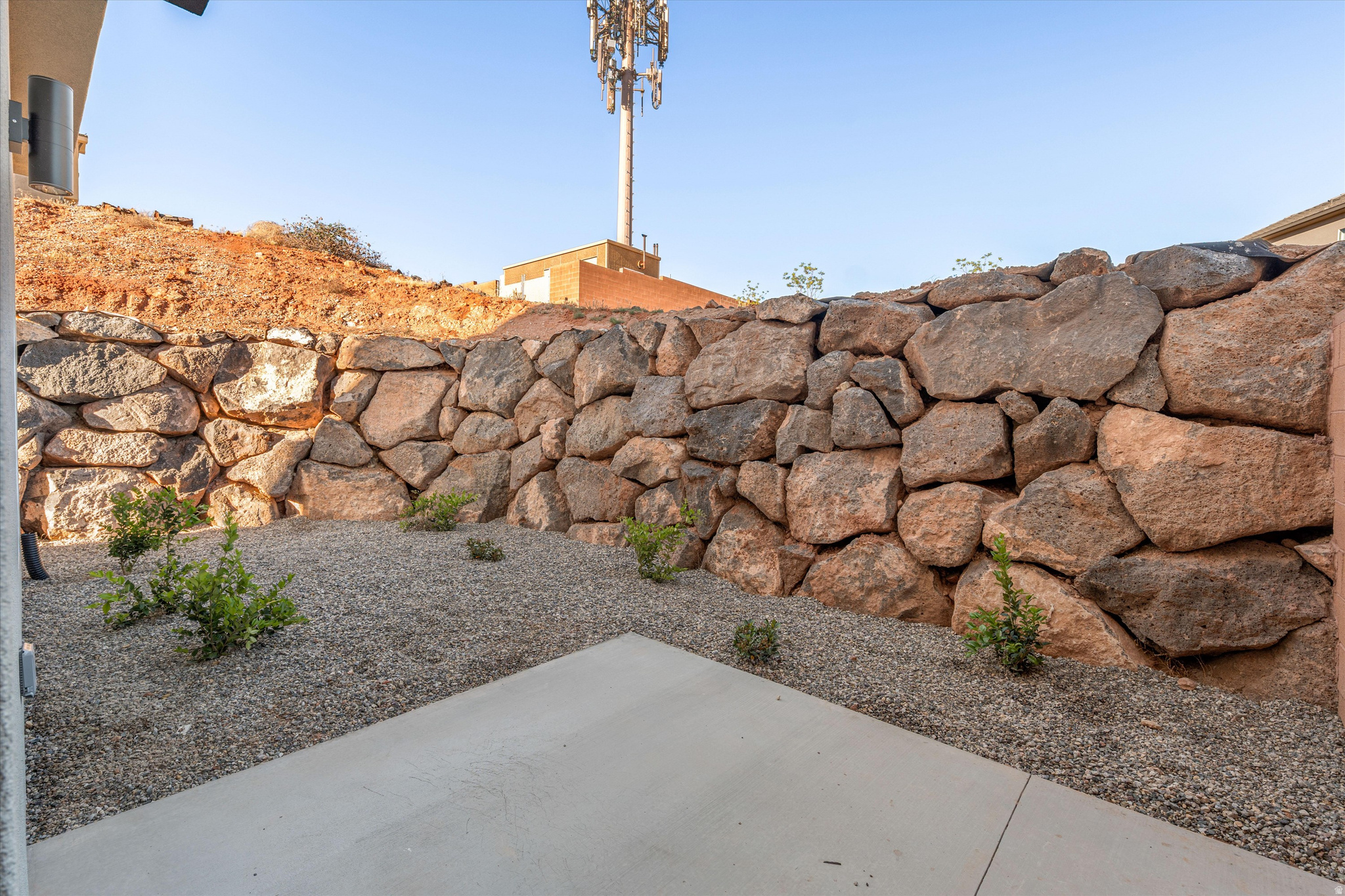 main property photo 28