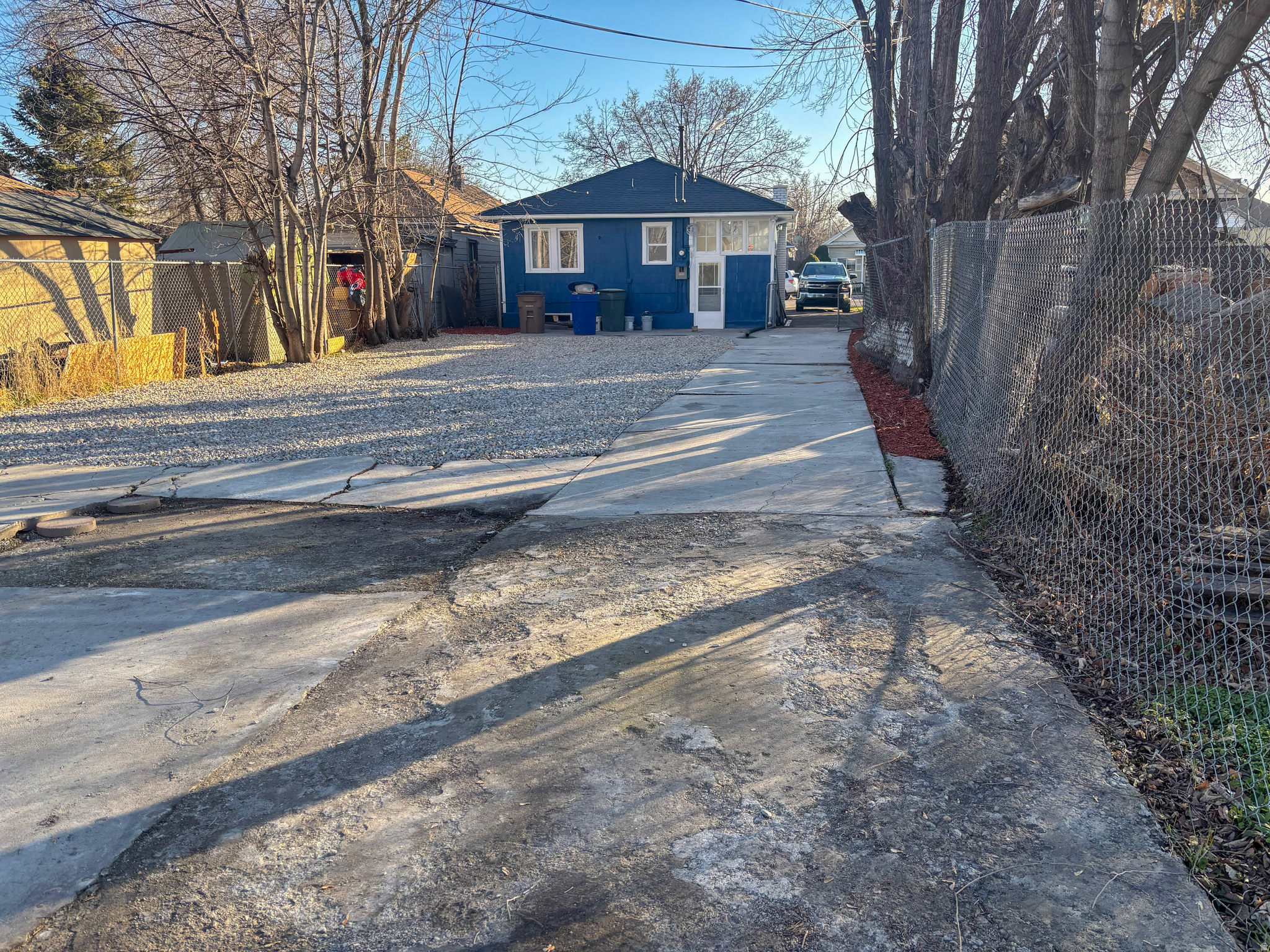 main property photo 34