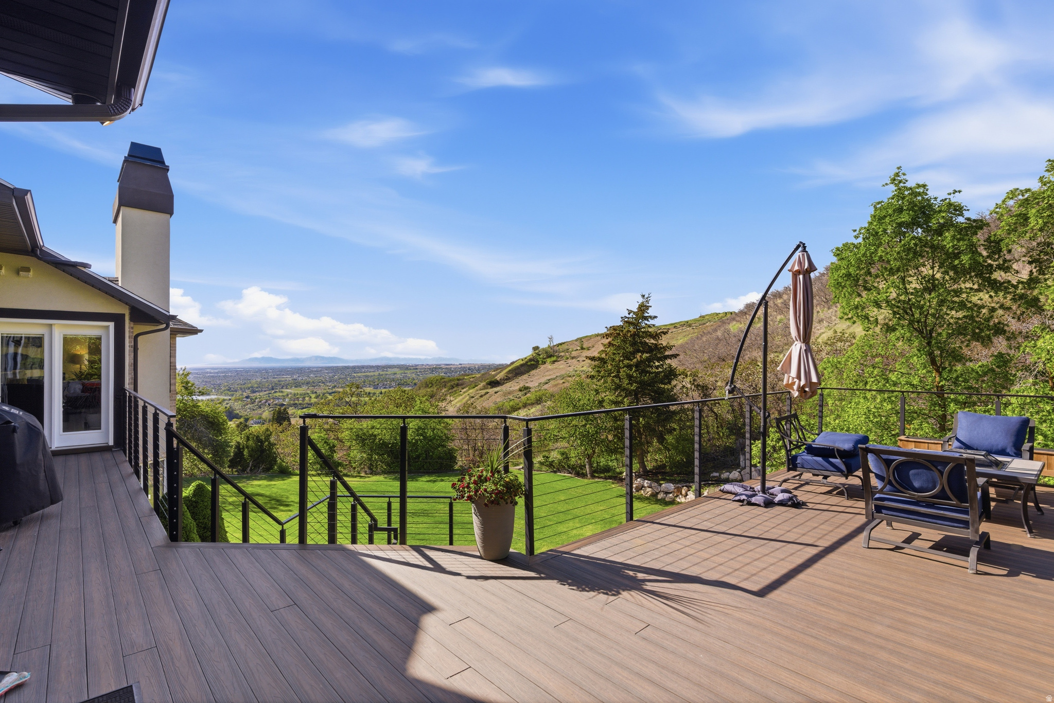 main property photo 44