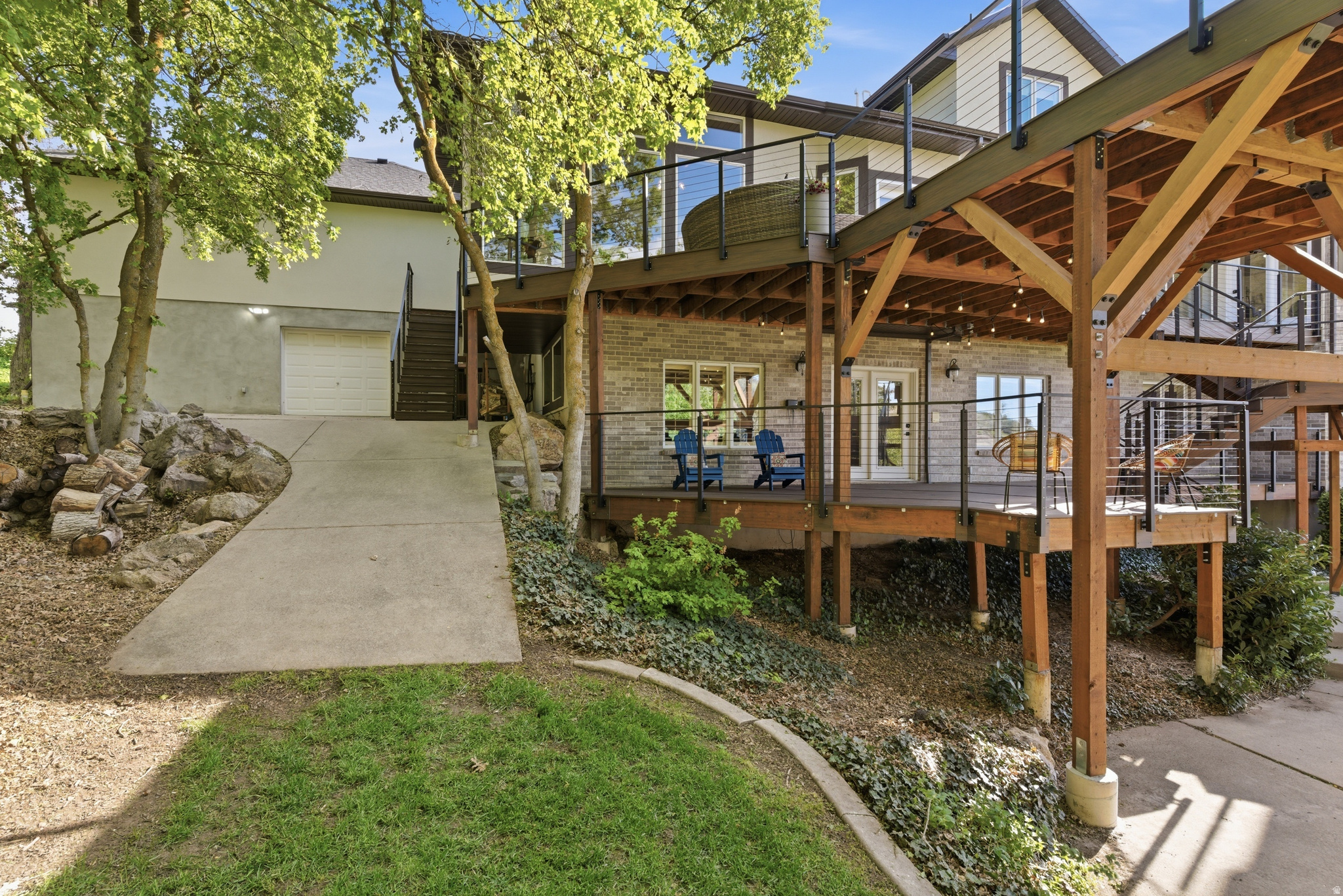 main property photo 47