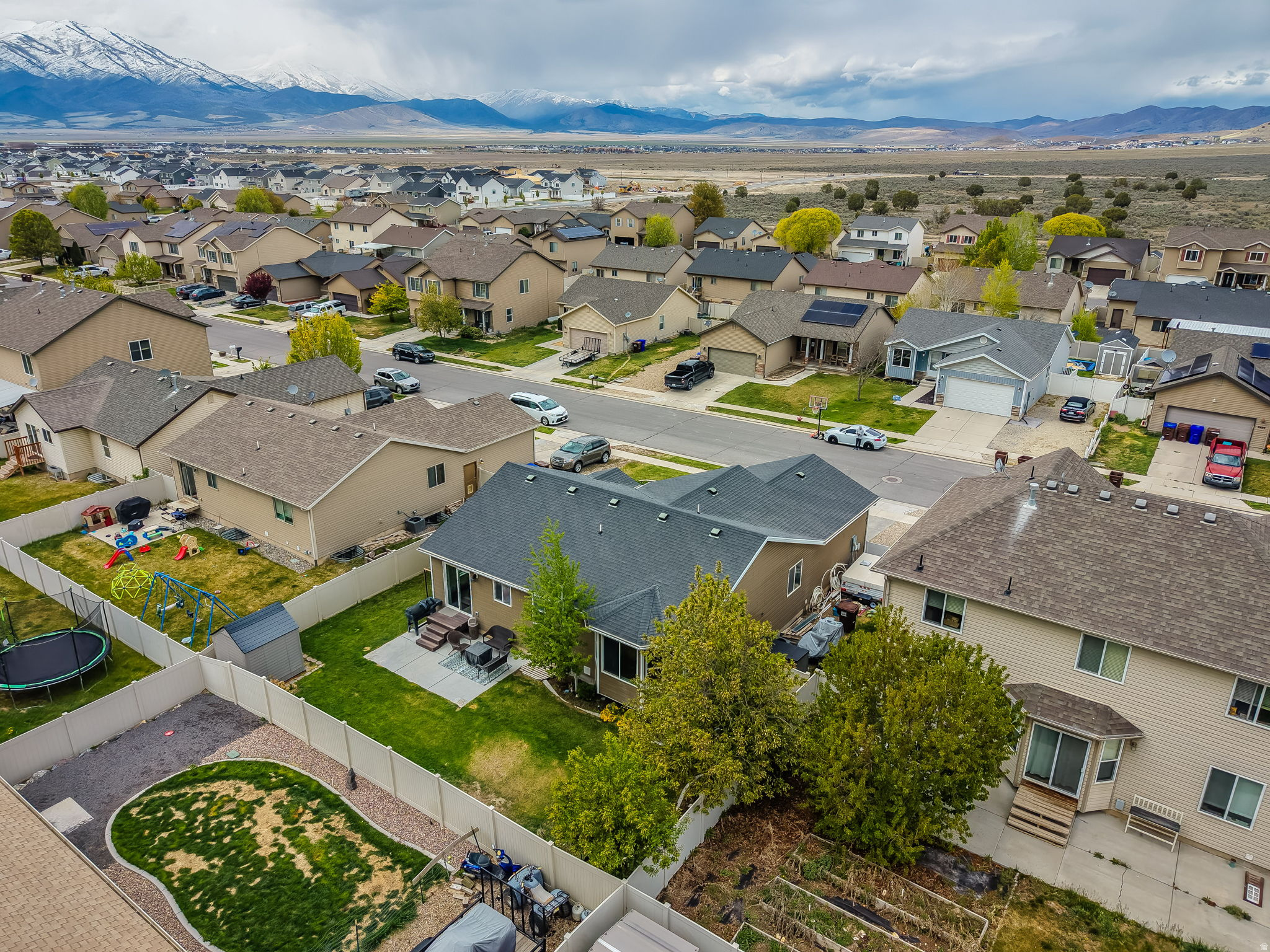 main property photo 30