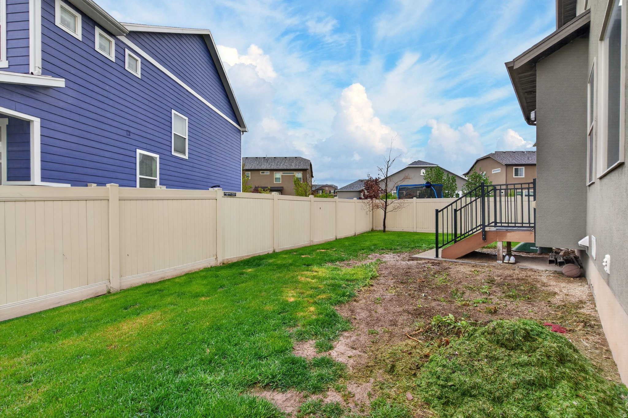 main property photo 59