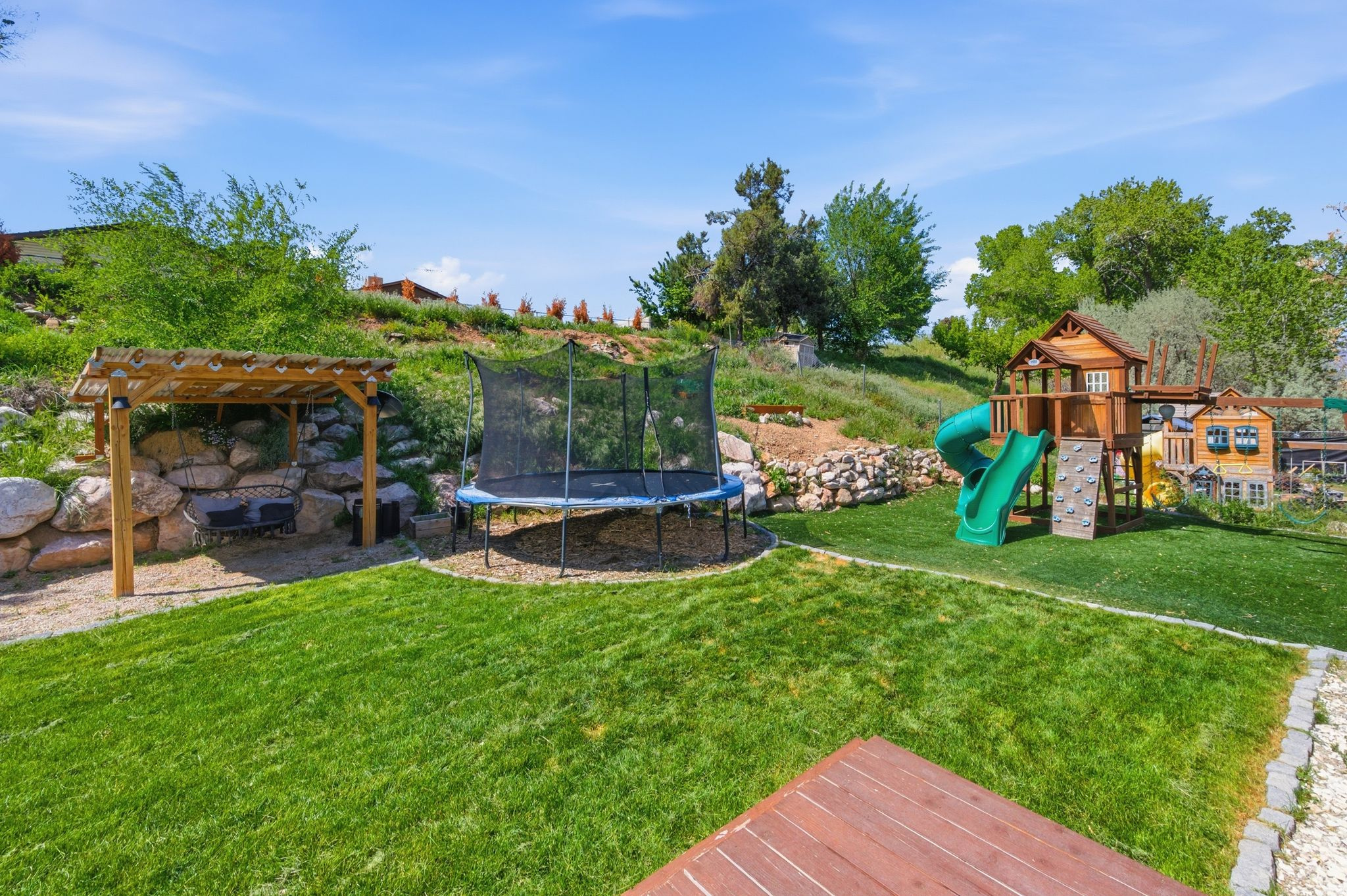 main property photo 38