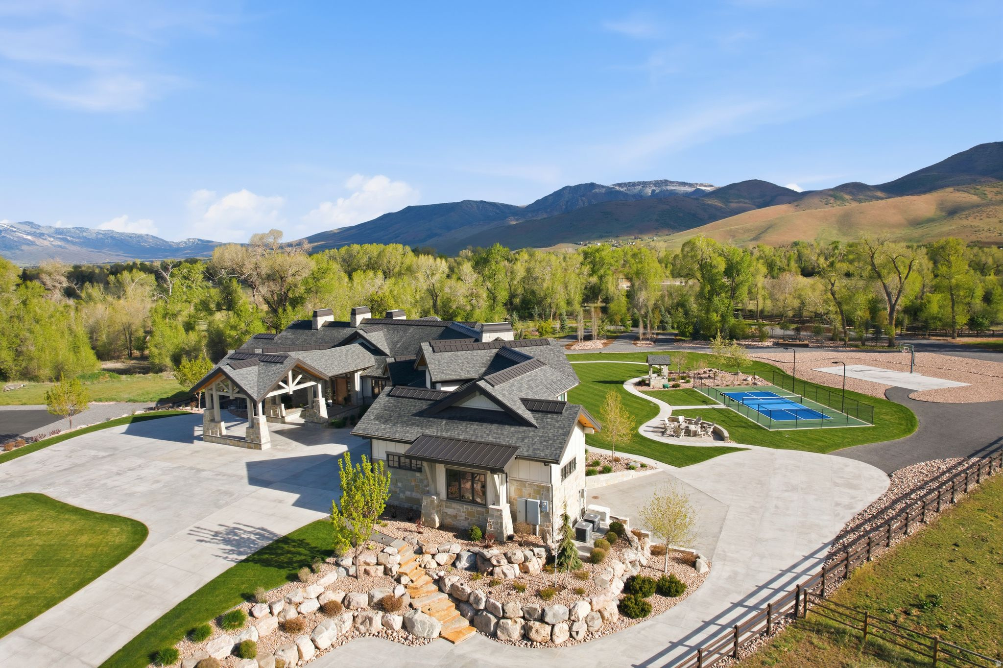 main property photo 112