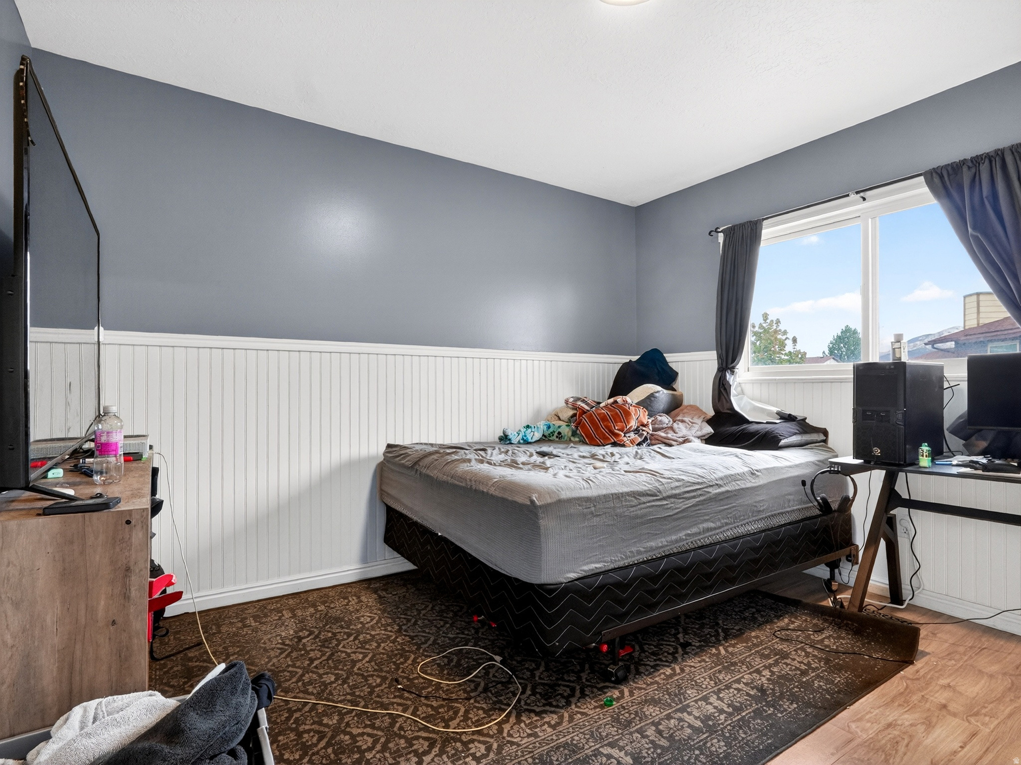 main property photo 11