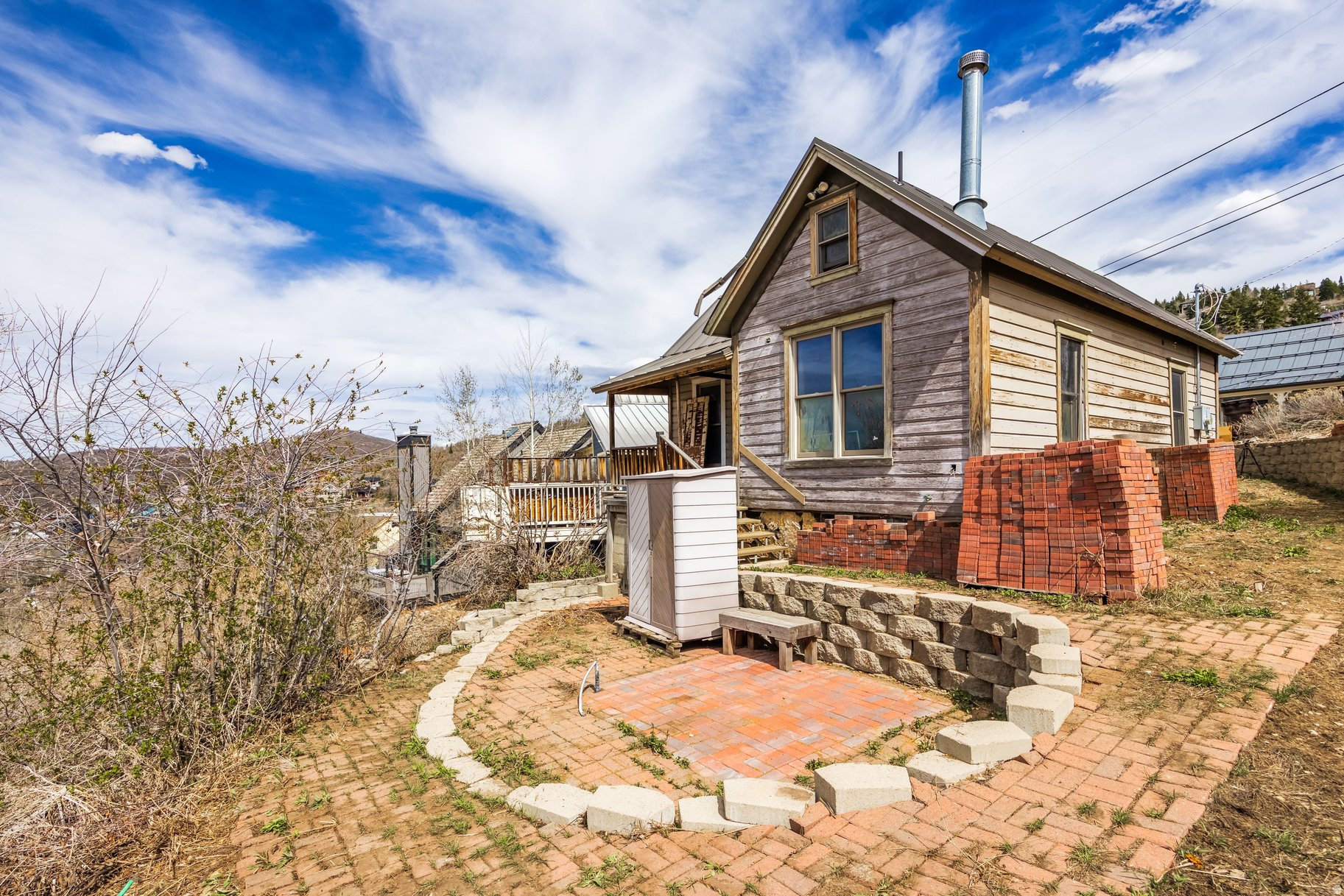 main property photo 13