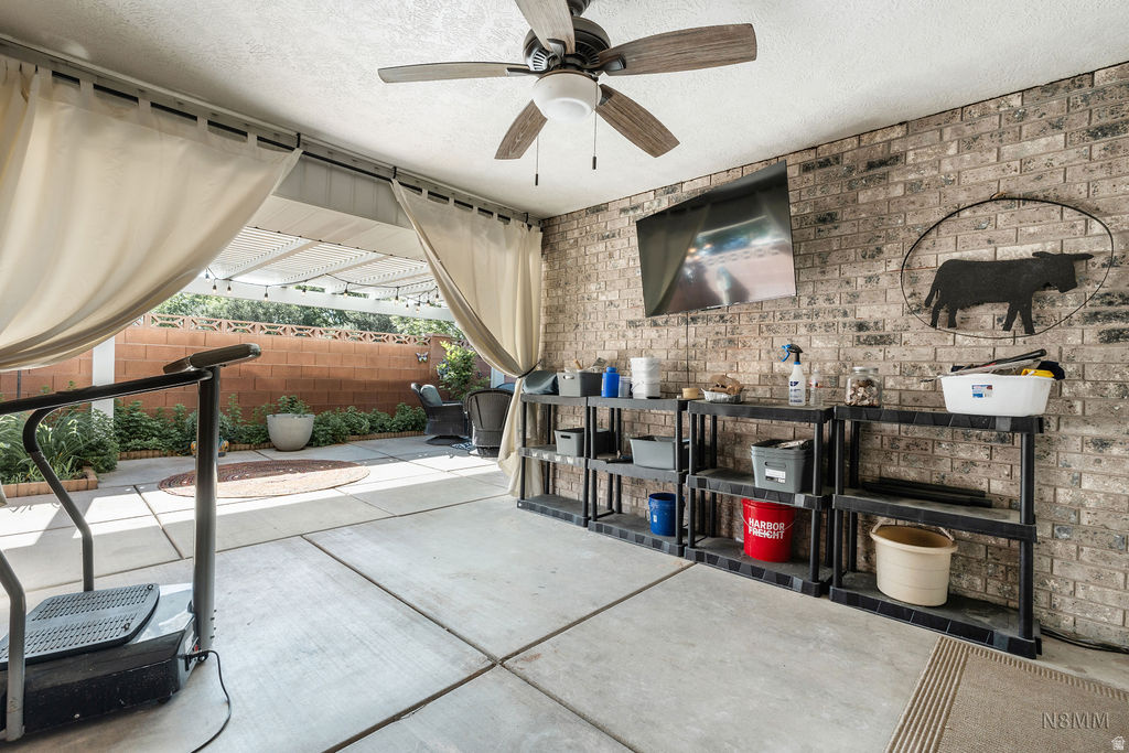 main property photo 26