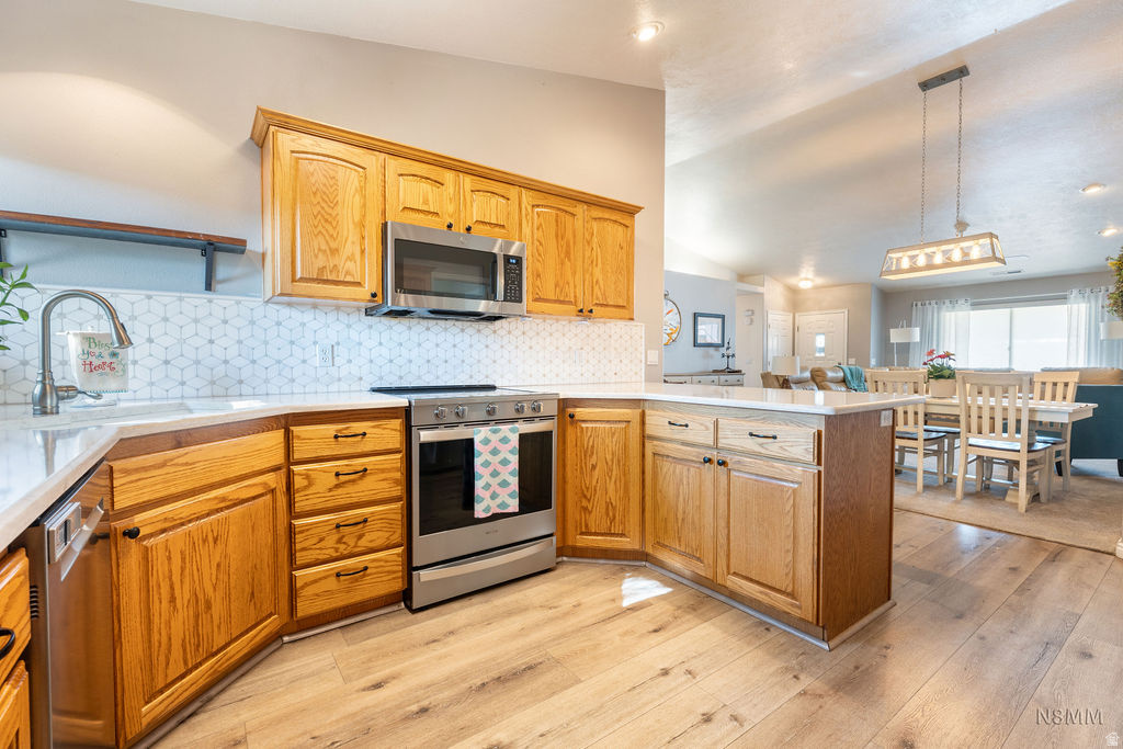 main property photo 8