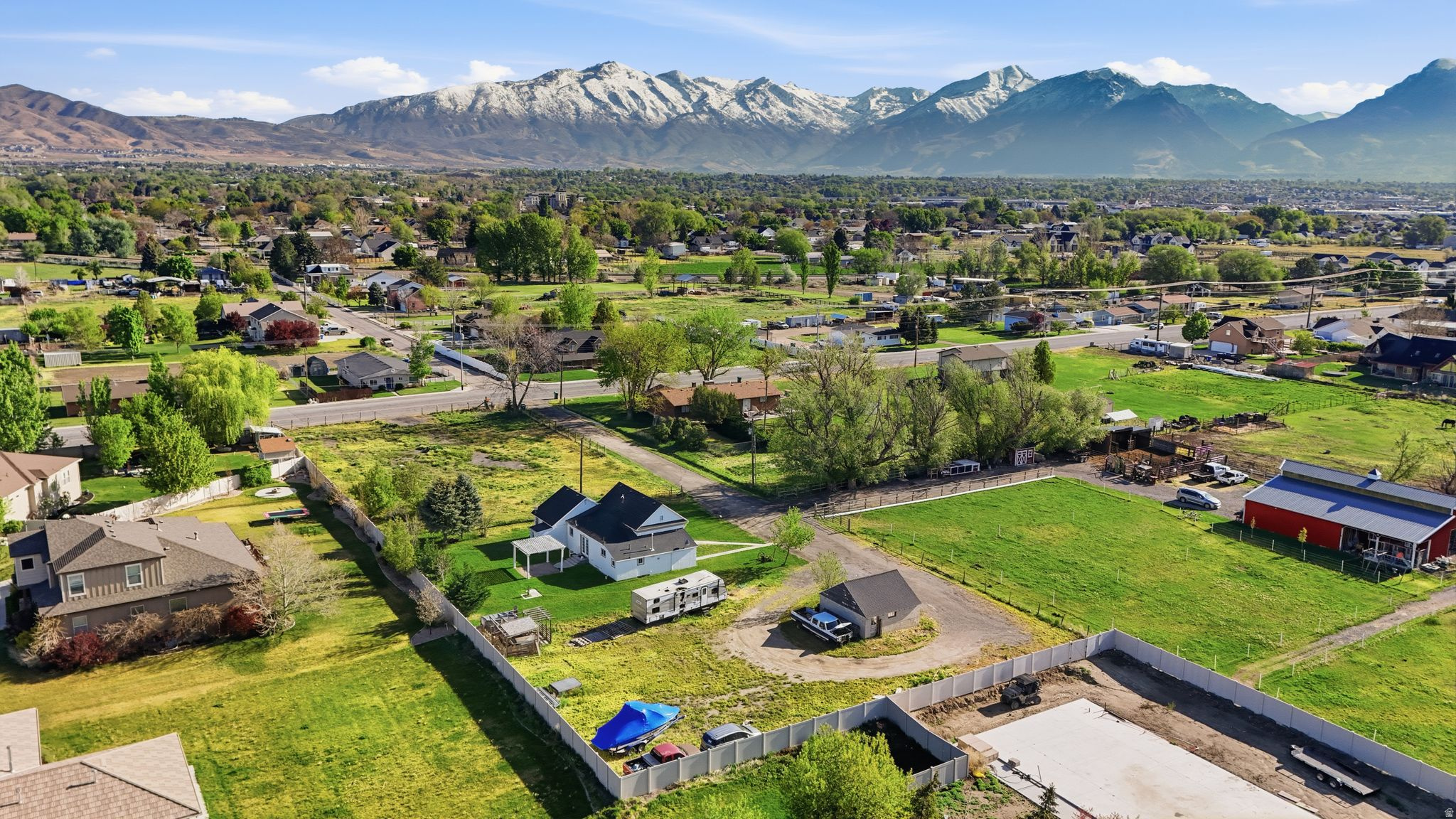 main property photo 24