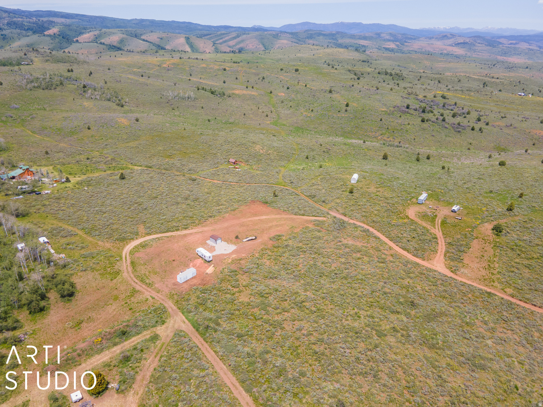 main property photo 25