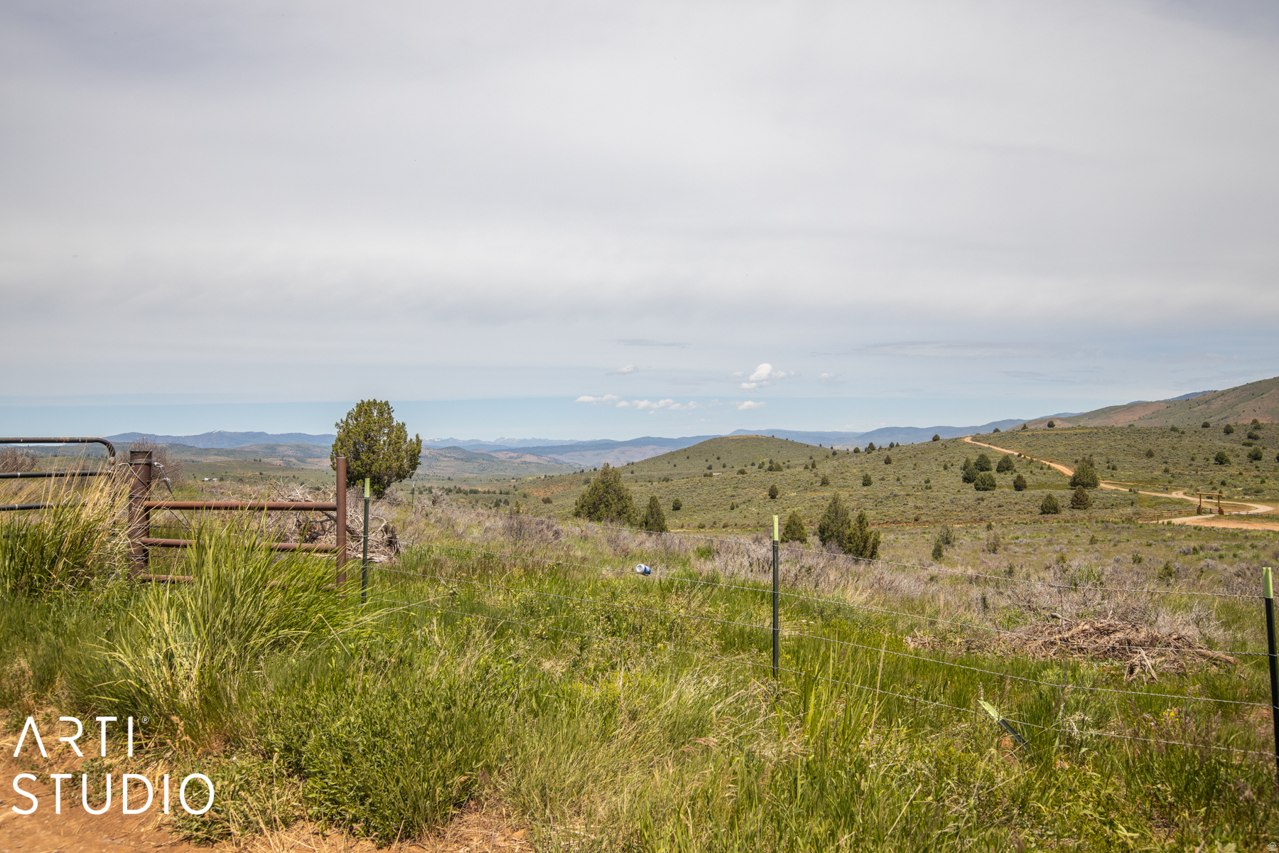 main property photo 6