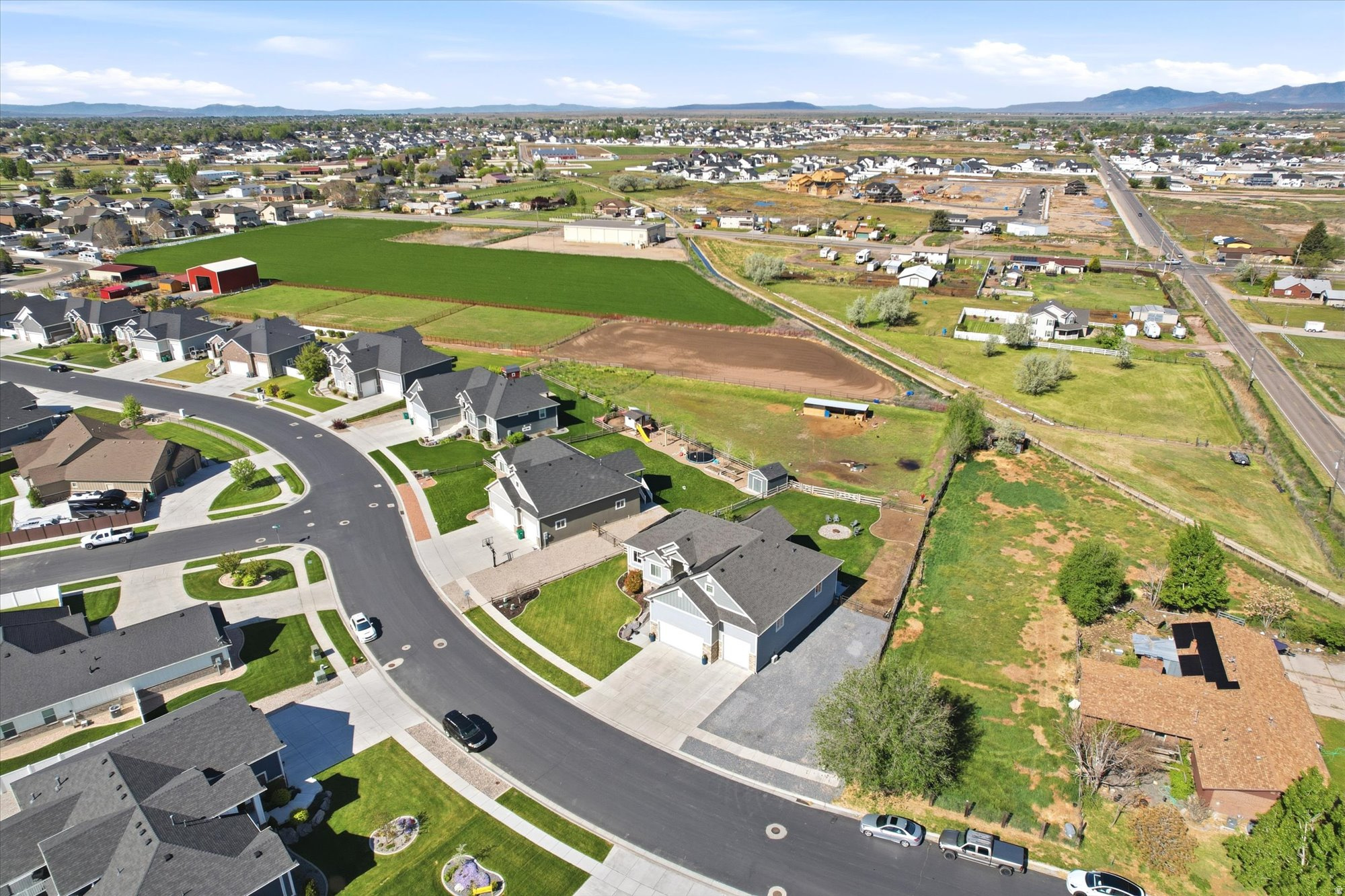 main property photo 47