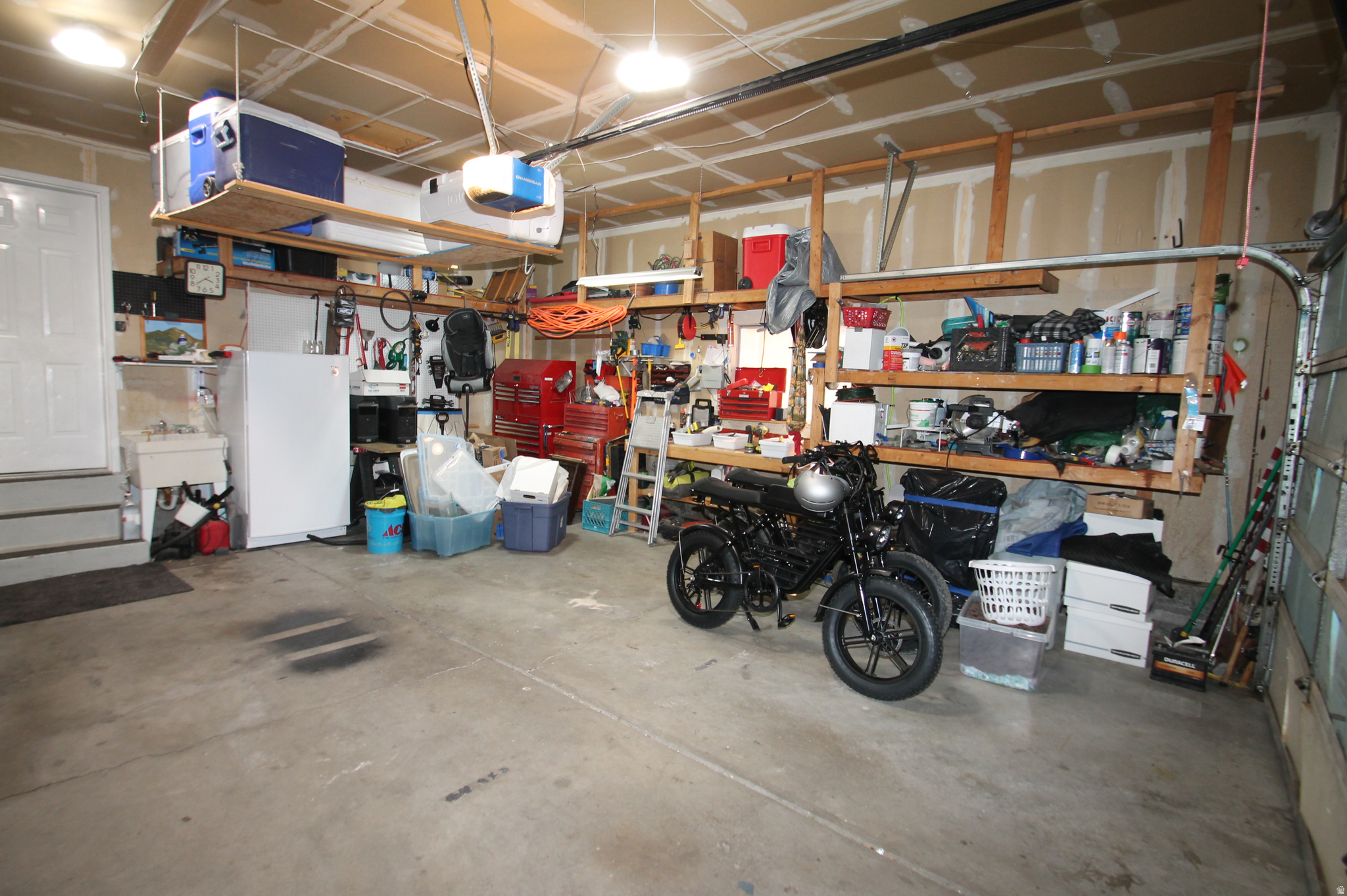 main property photo 45