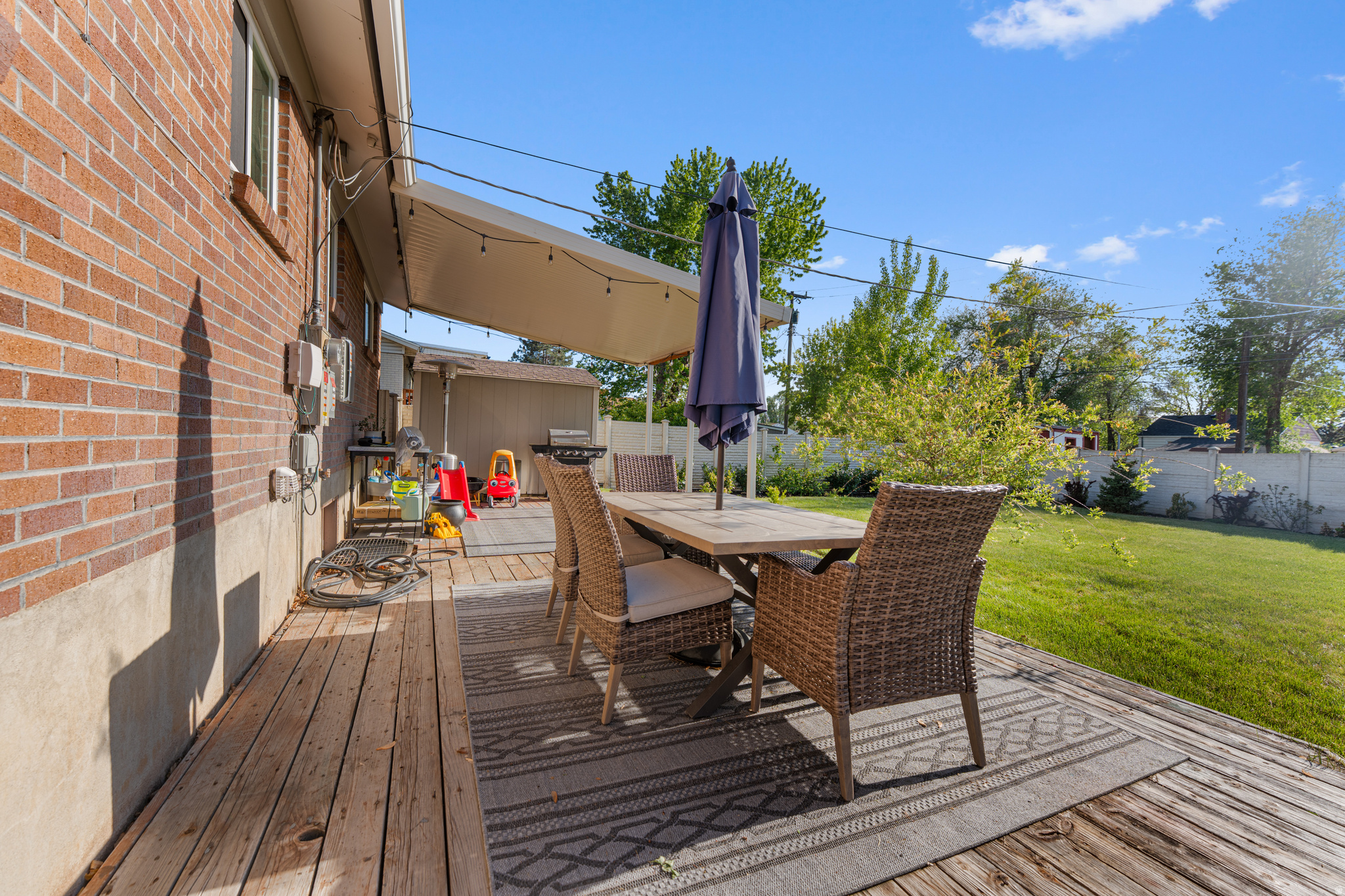 main property photo 18