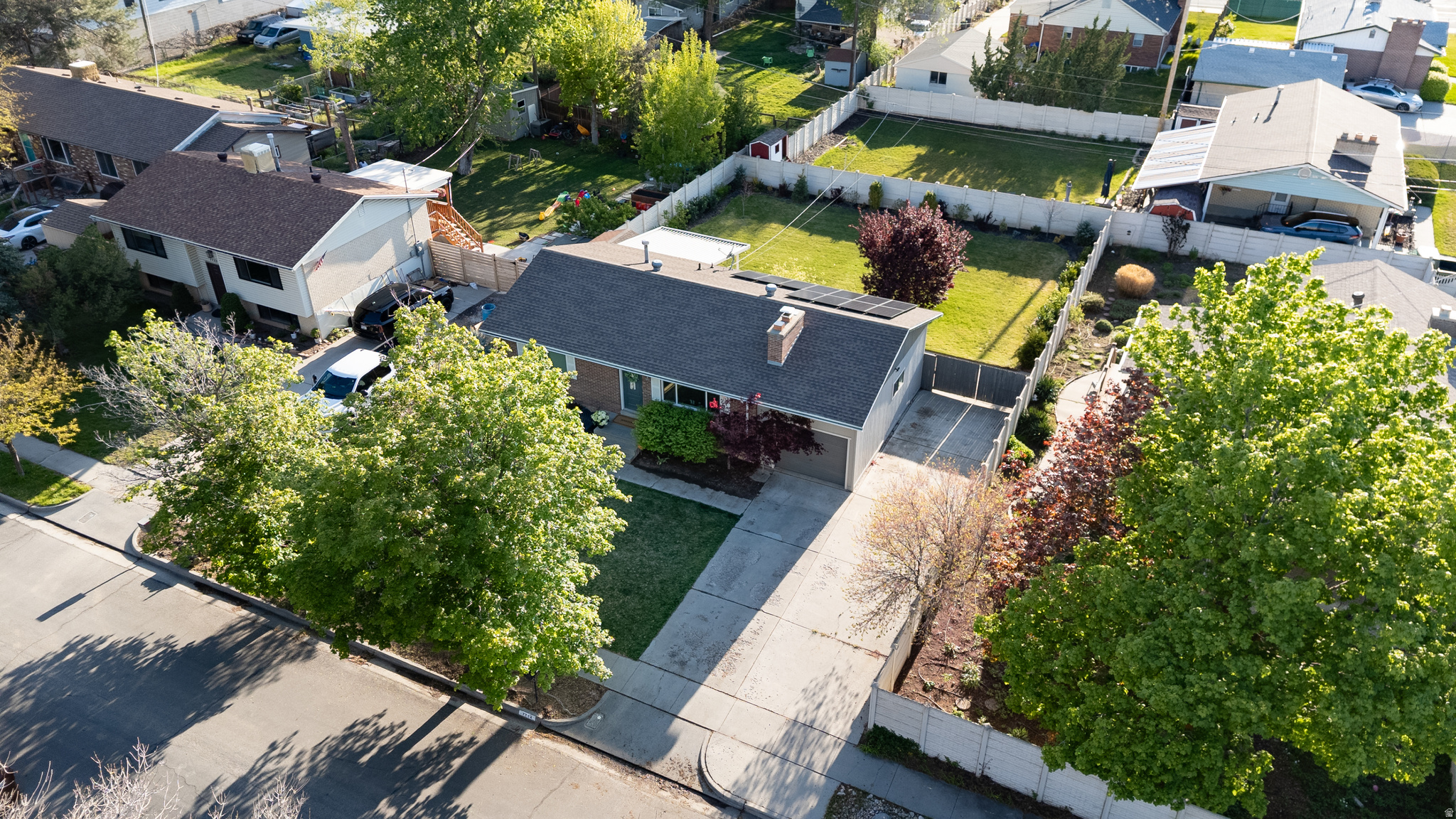 main property photo 22