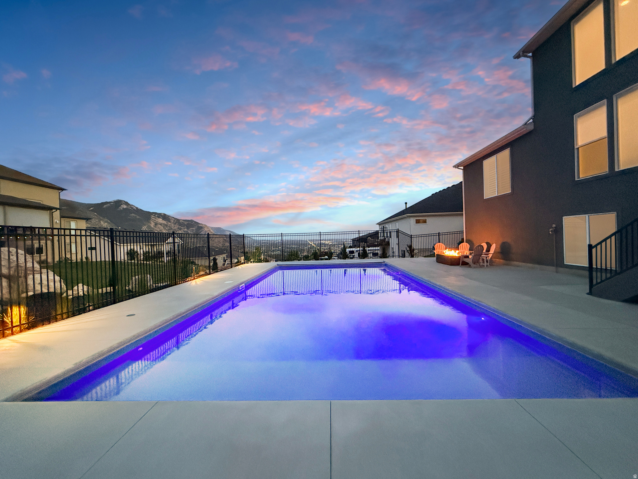 main property photo 58