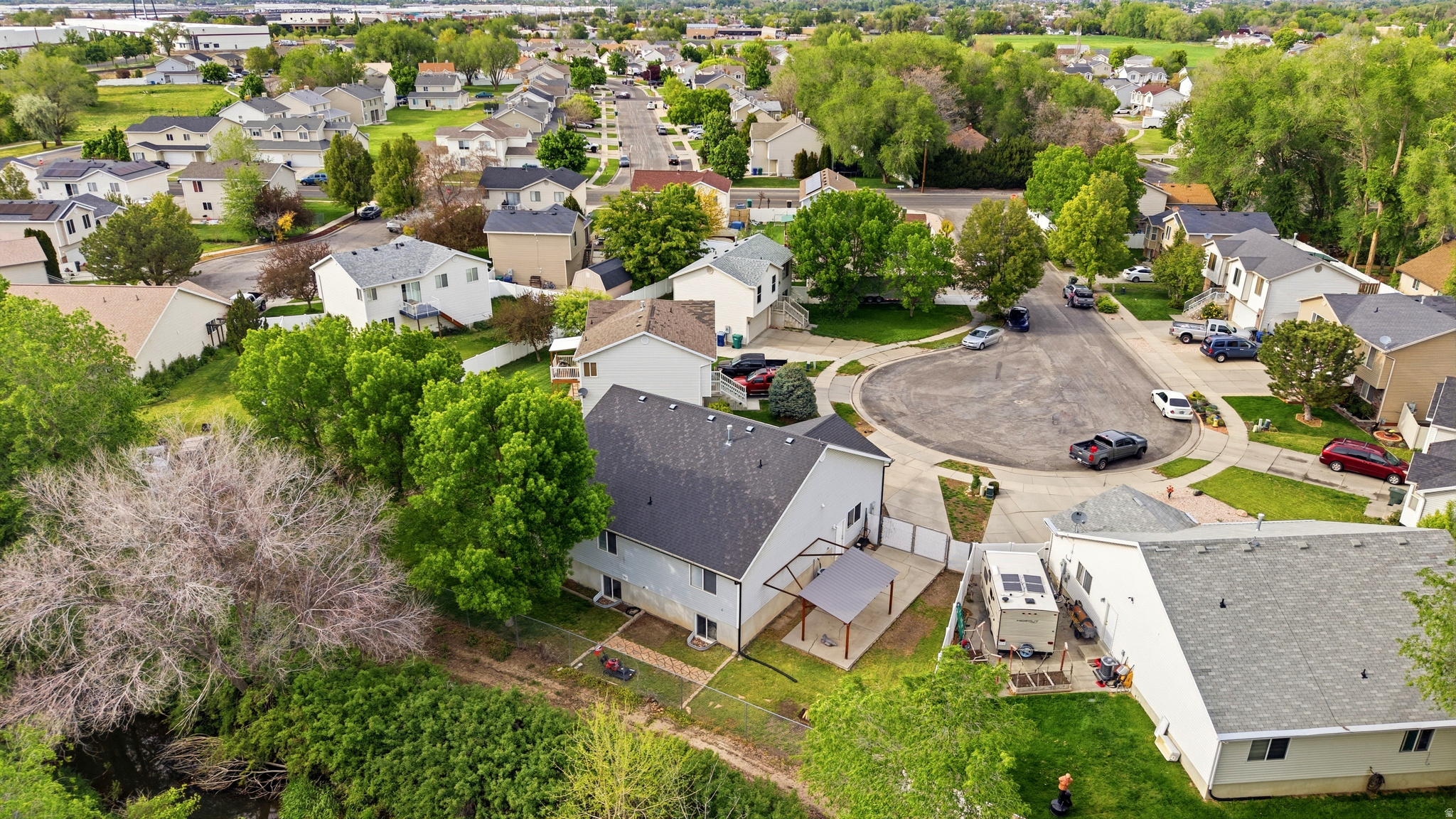 main property photo 48