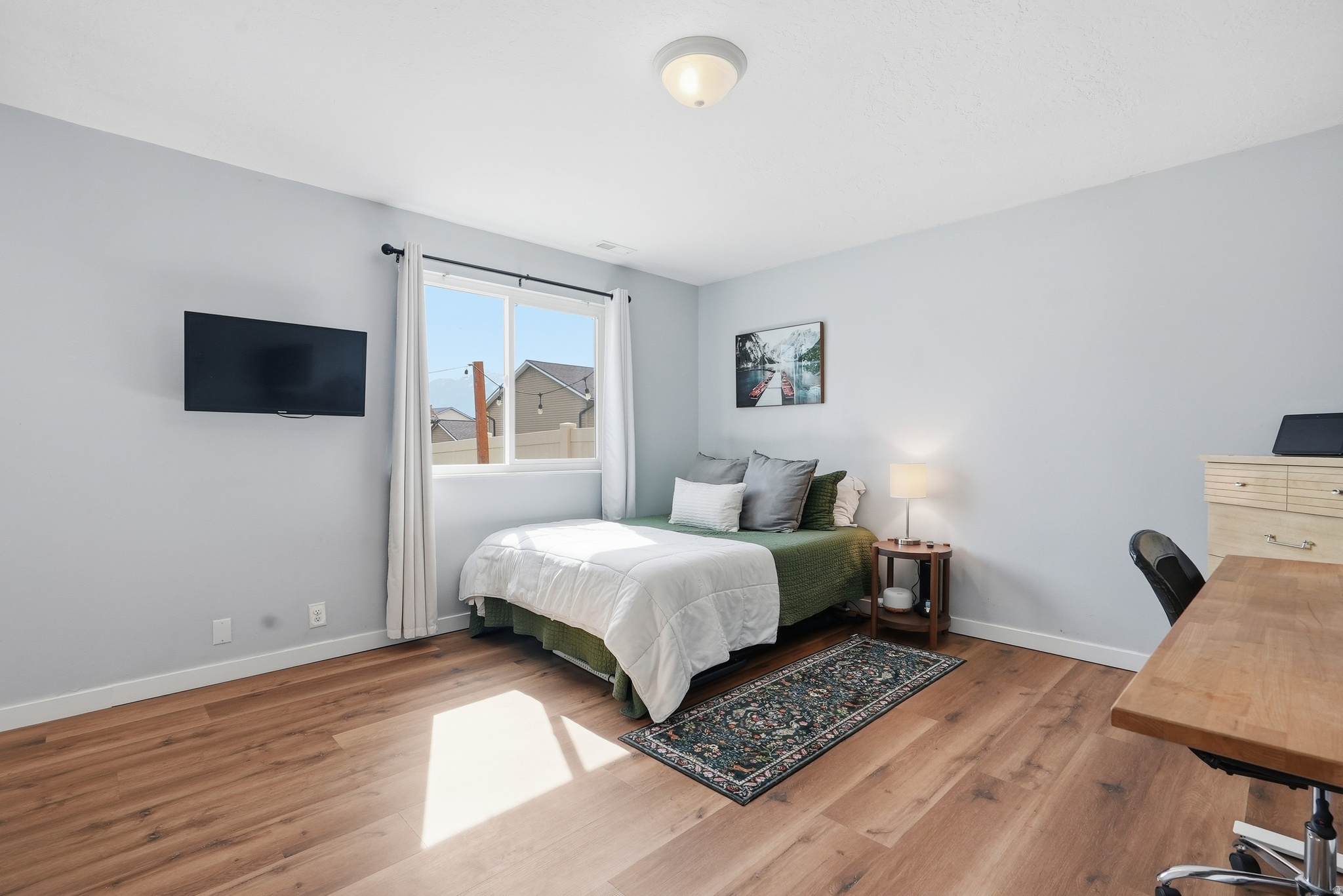 main property photo 22