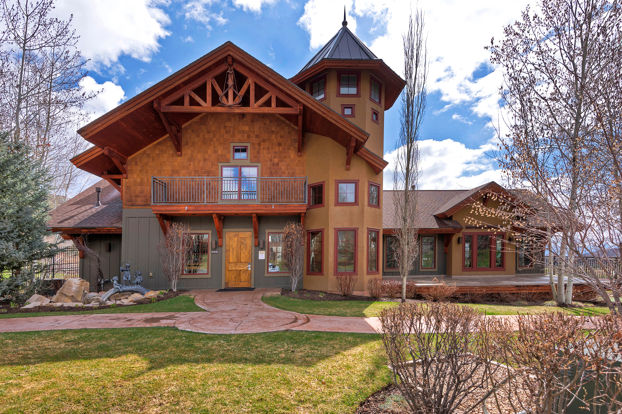 main property photo 40