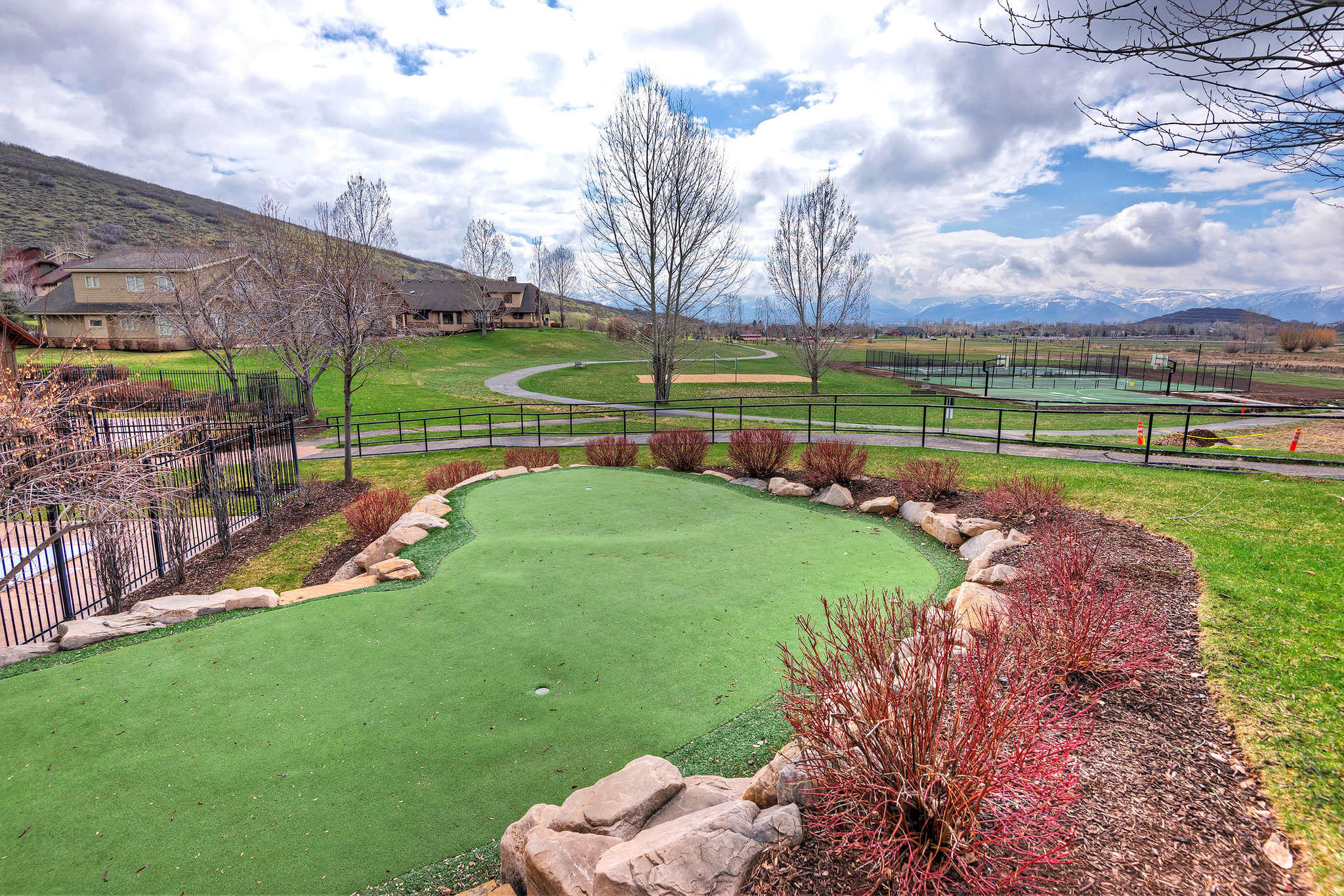 main property photo 46