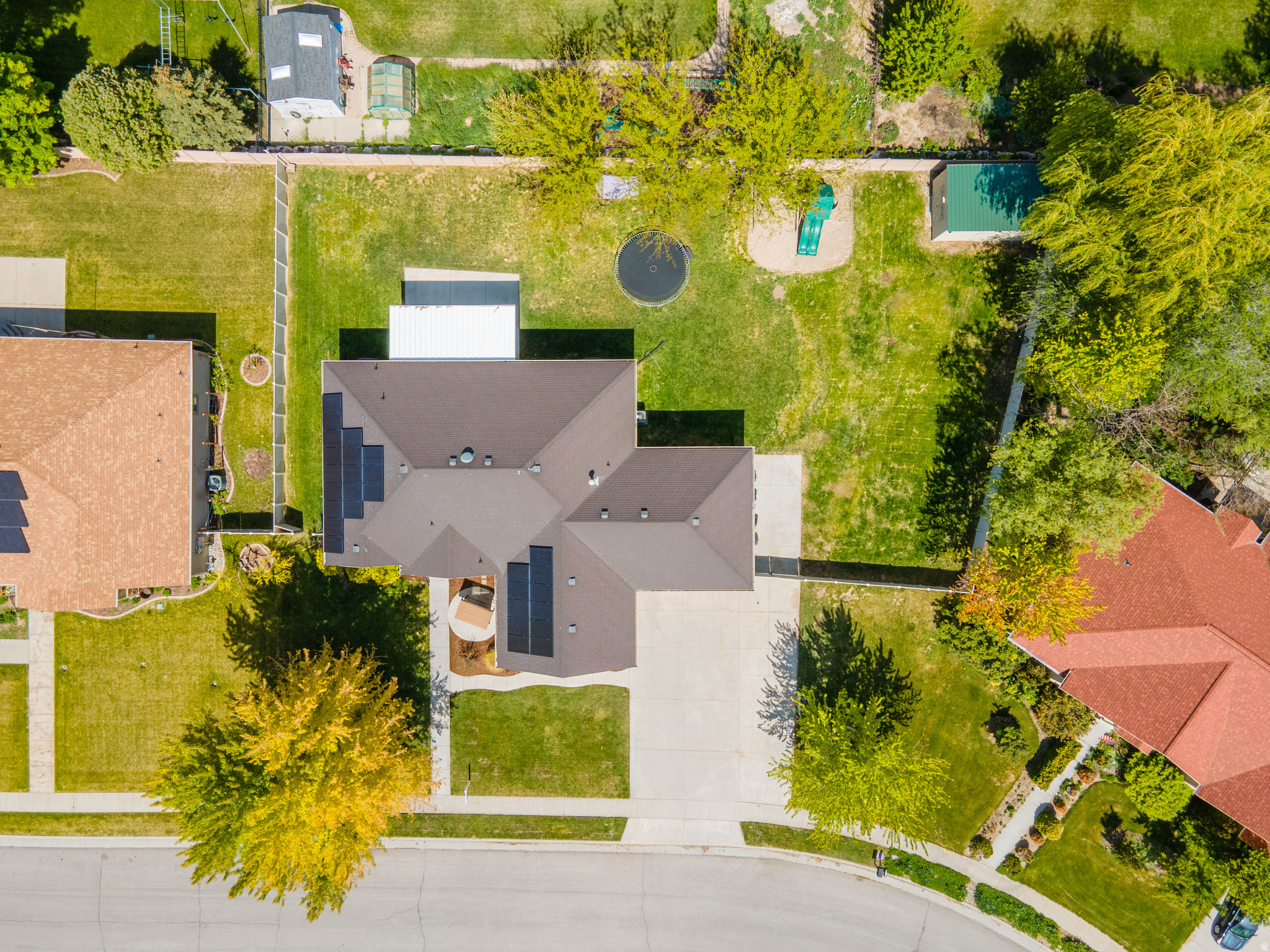 main property photo 41