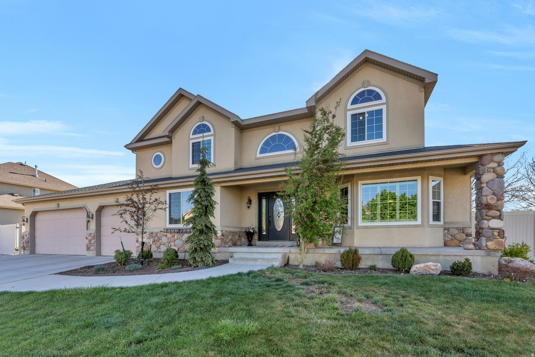 main property photo 46