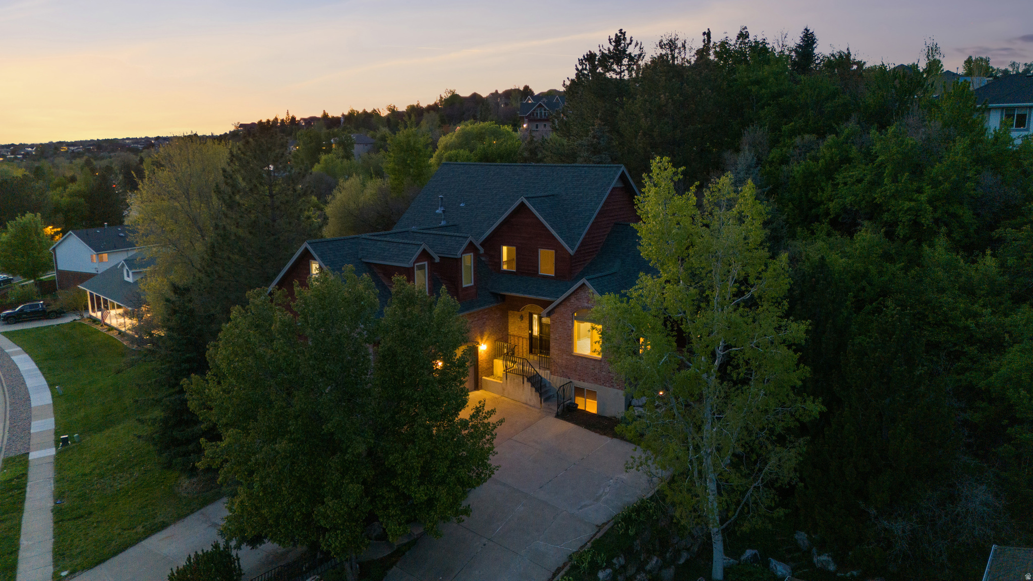 main property photo 46