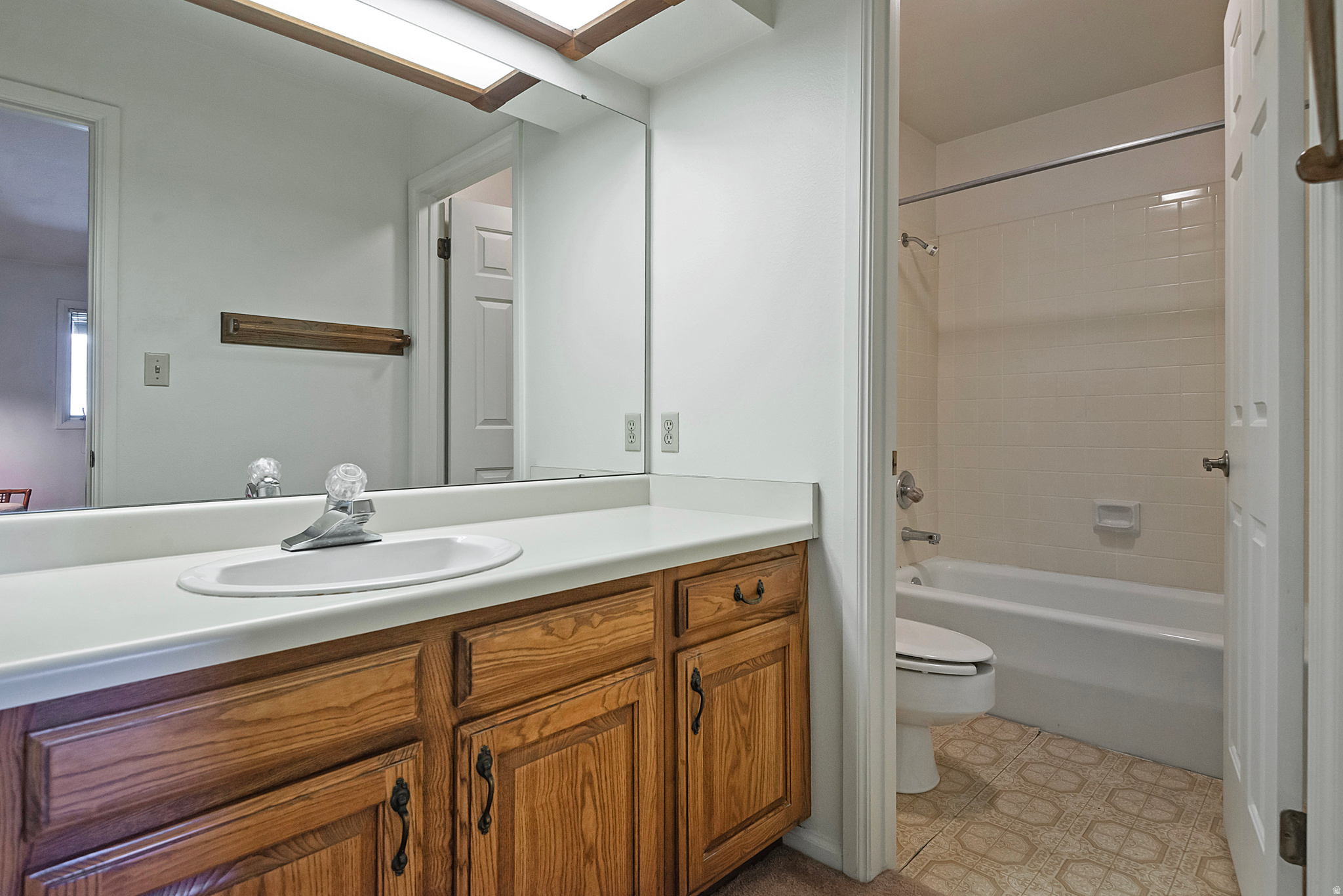 main property photo 16