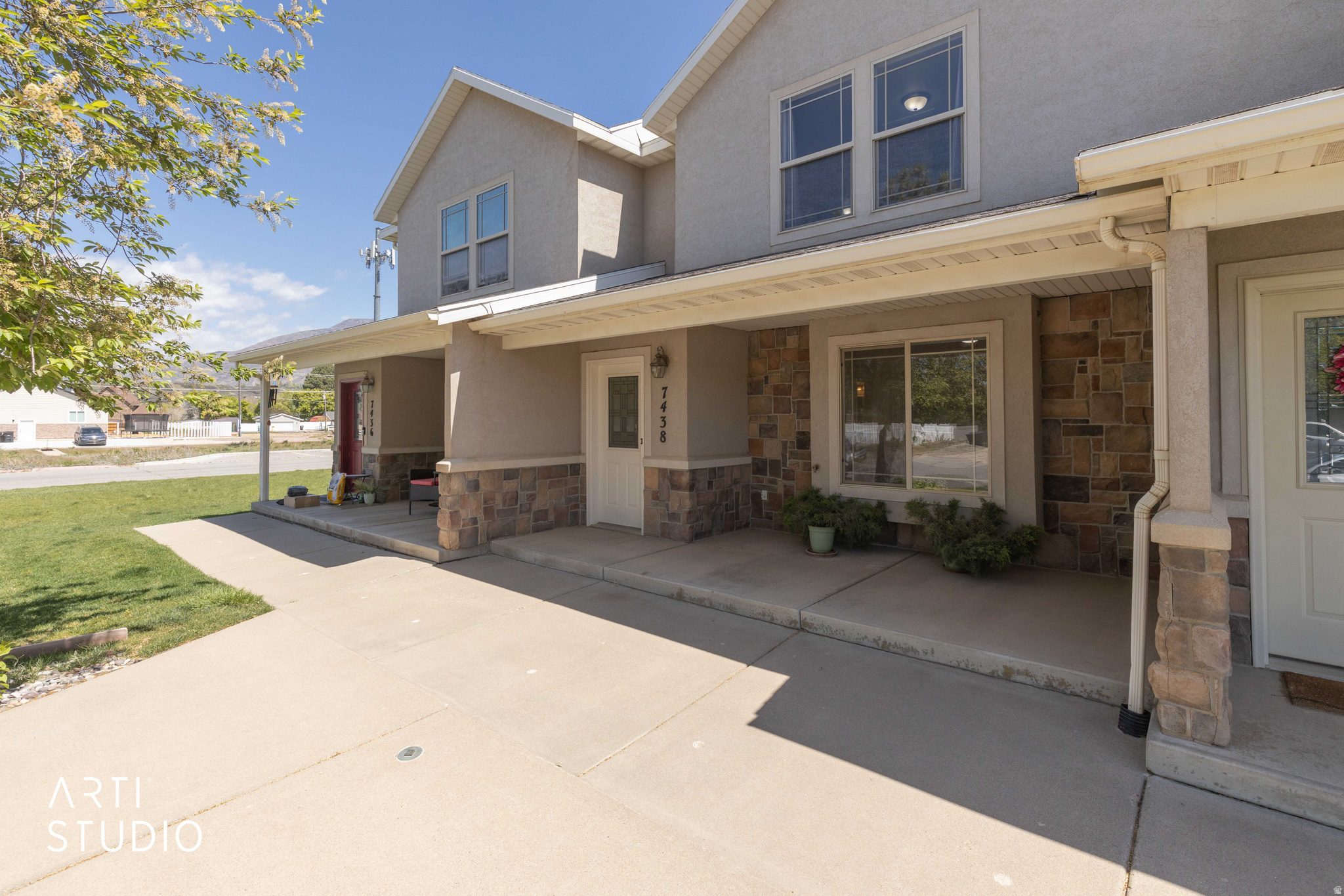 main property photo 2