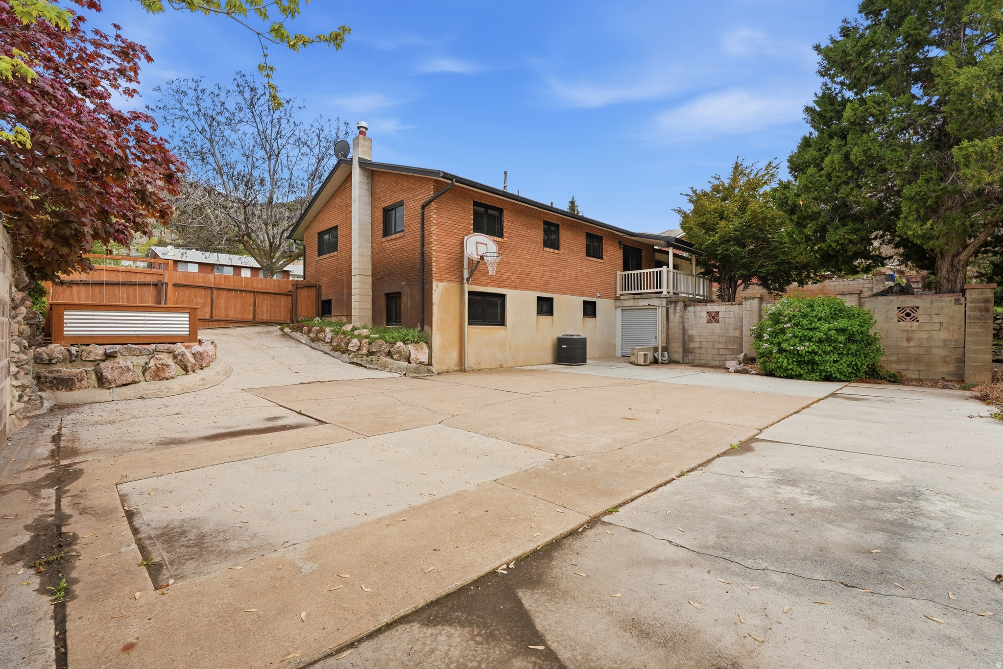 main property photo 39