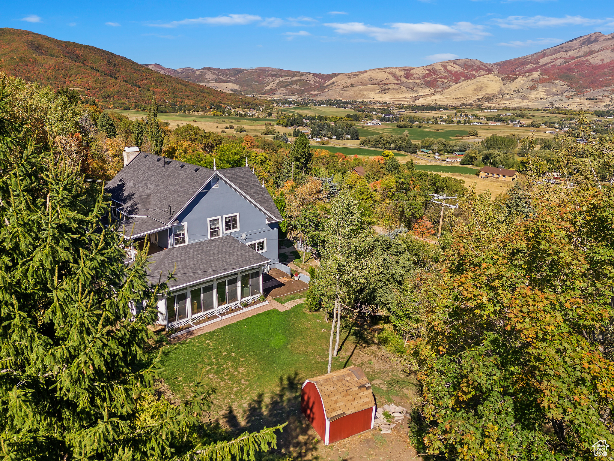 main property photo 2