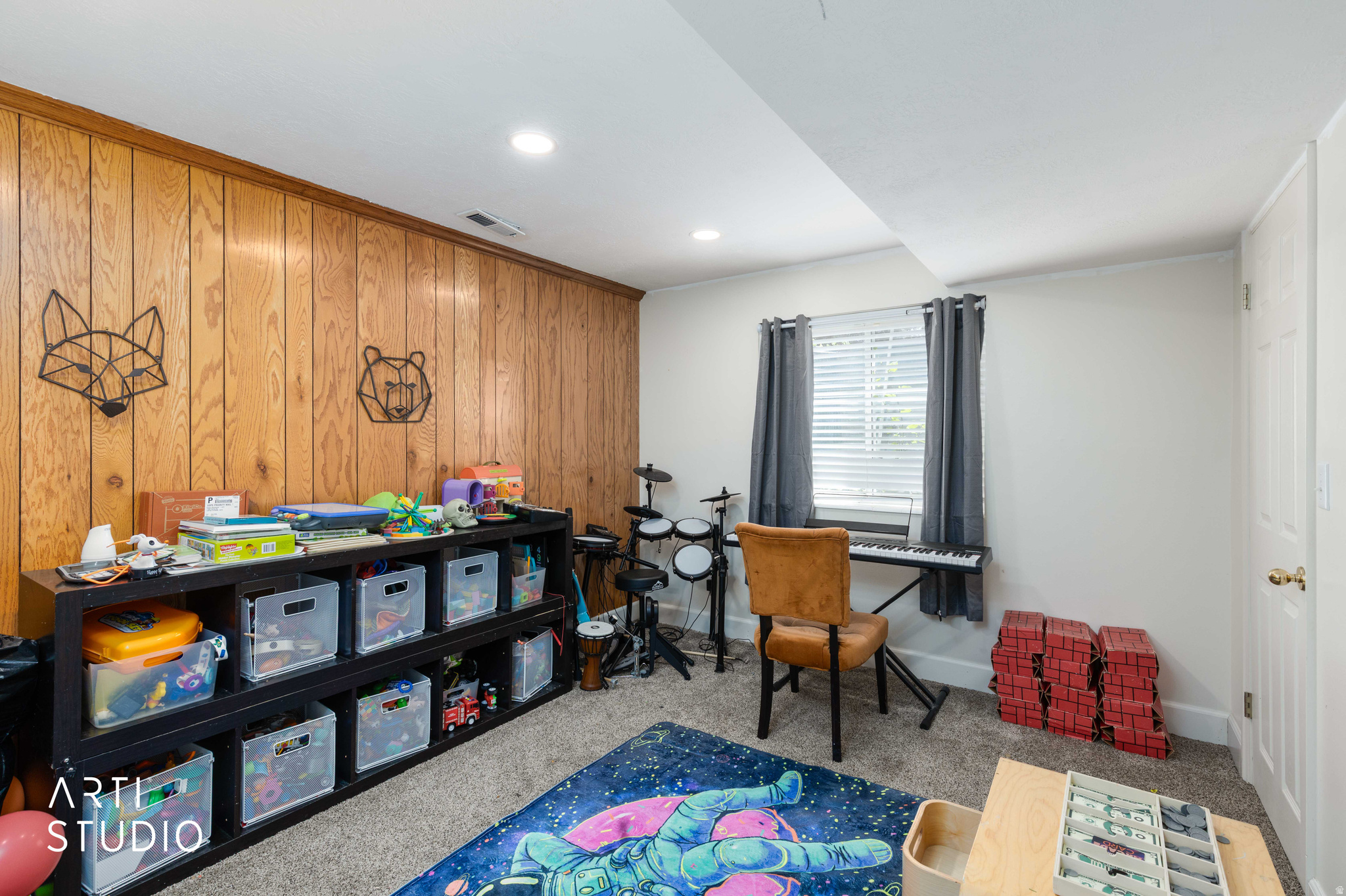main property photo 50