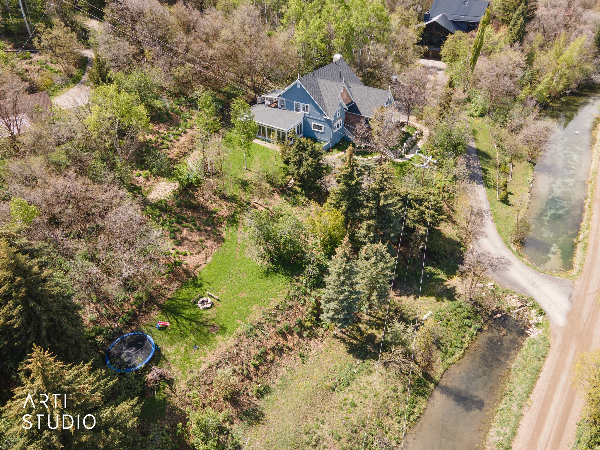 main property photo 75