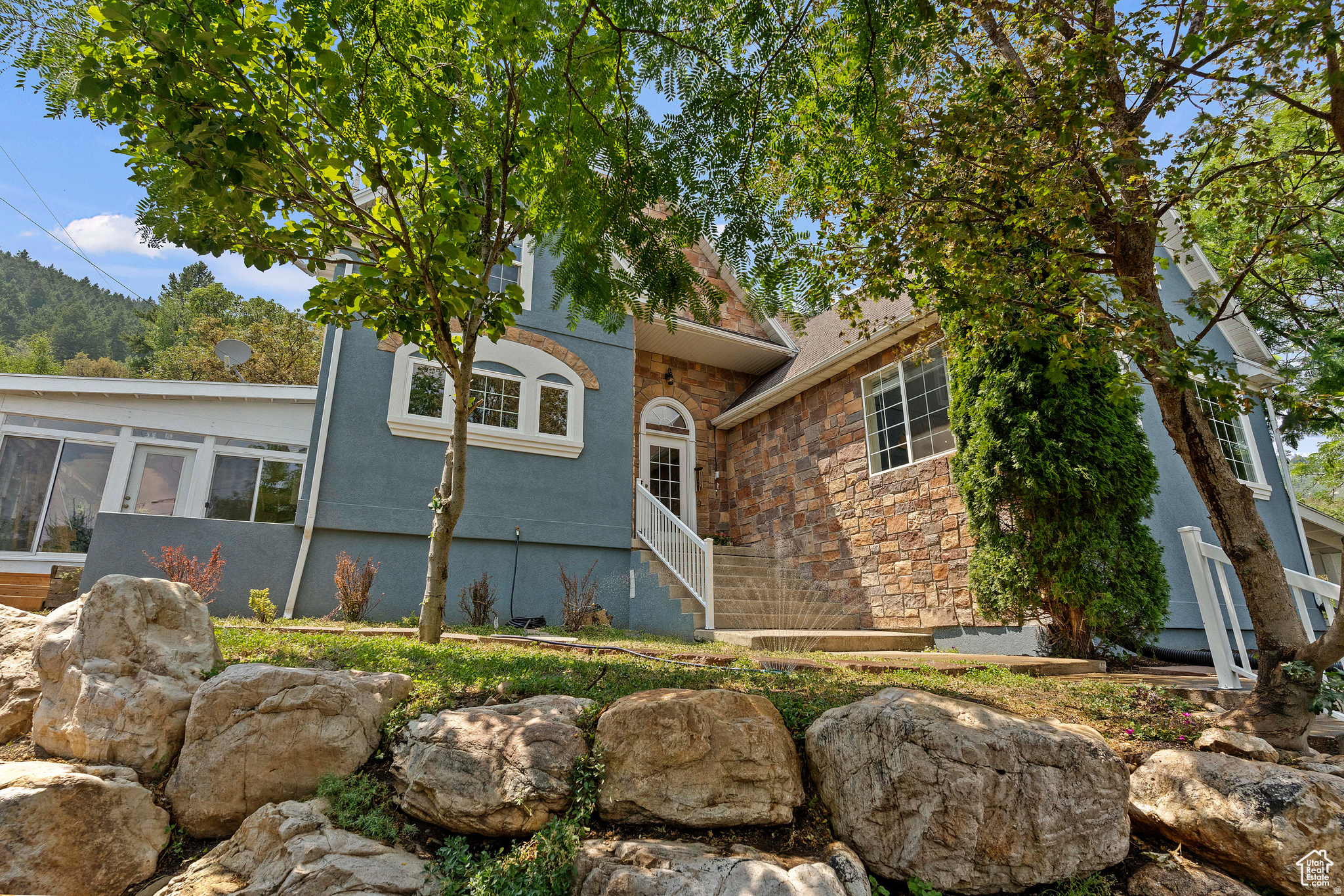 main property photo 86