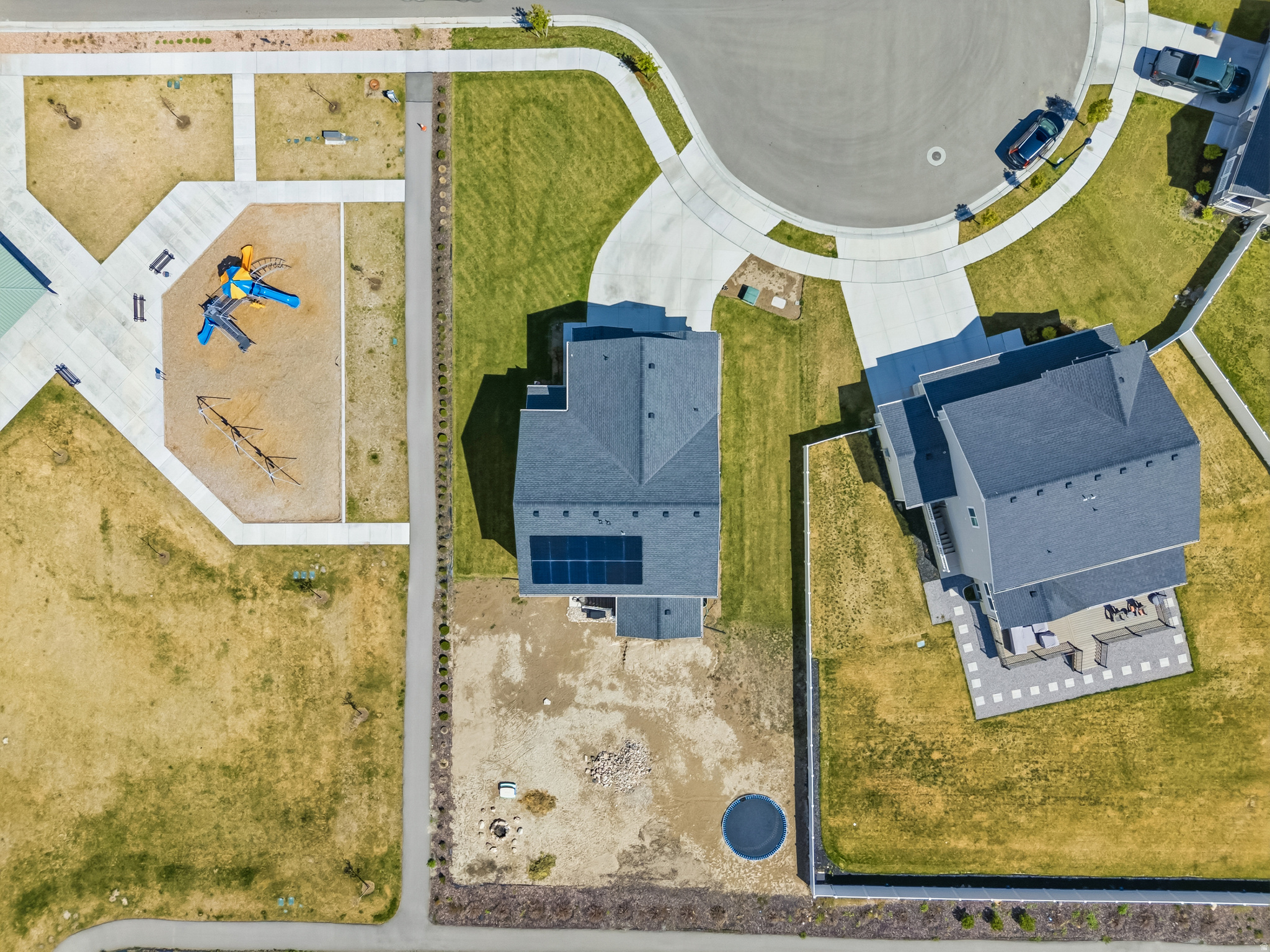 main property photo 40