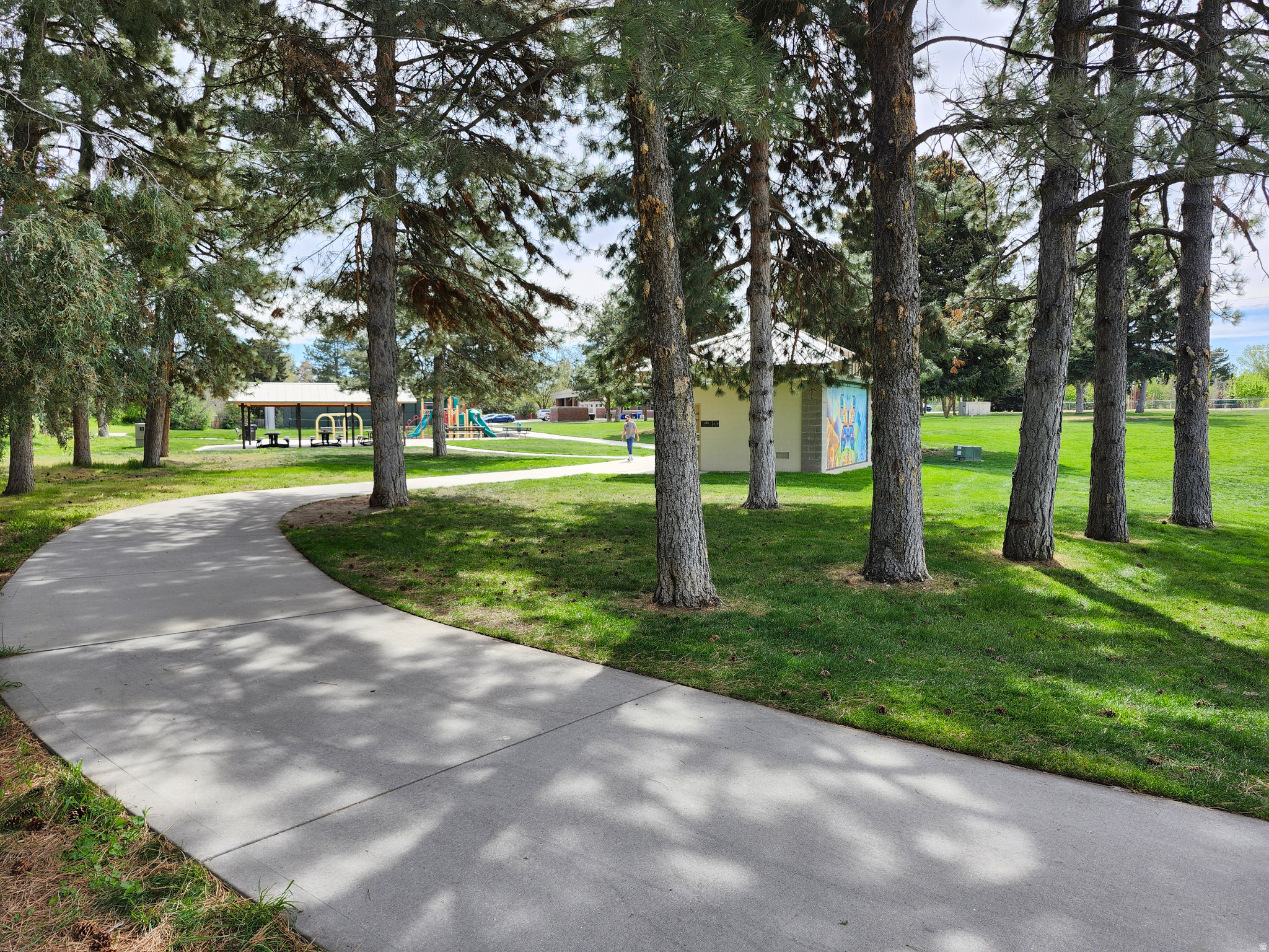main property photo 36