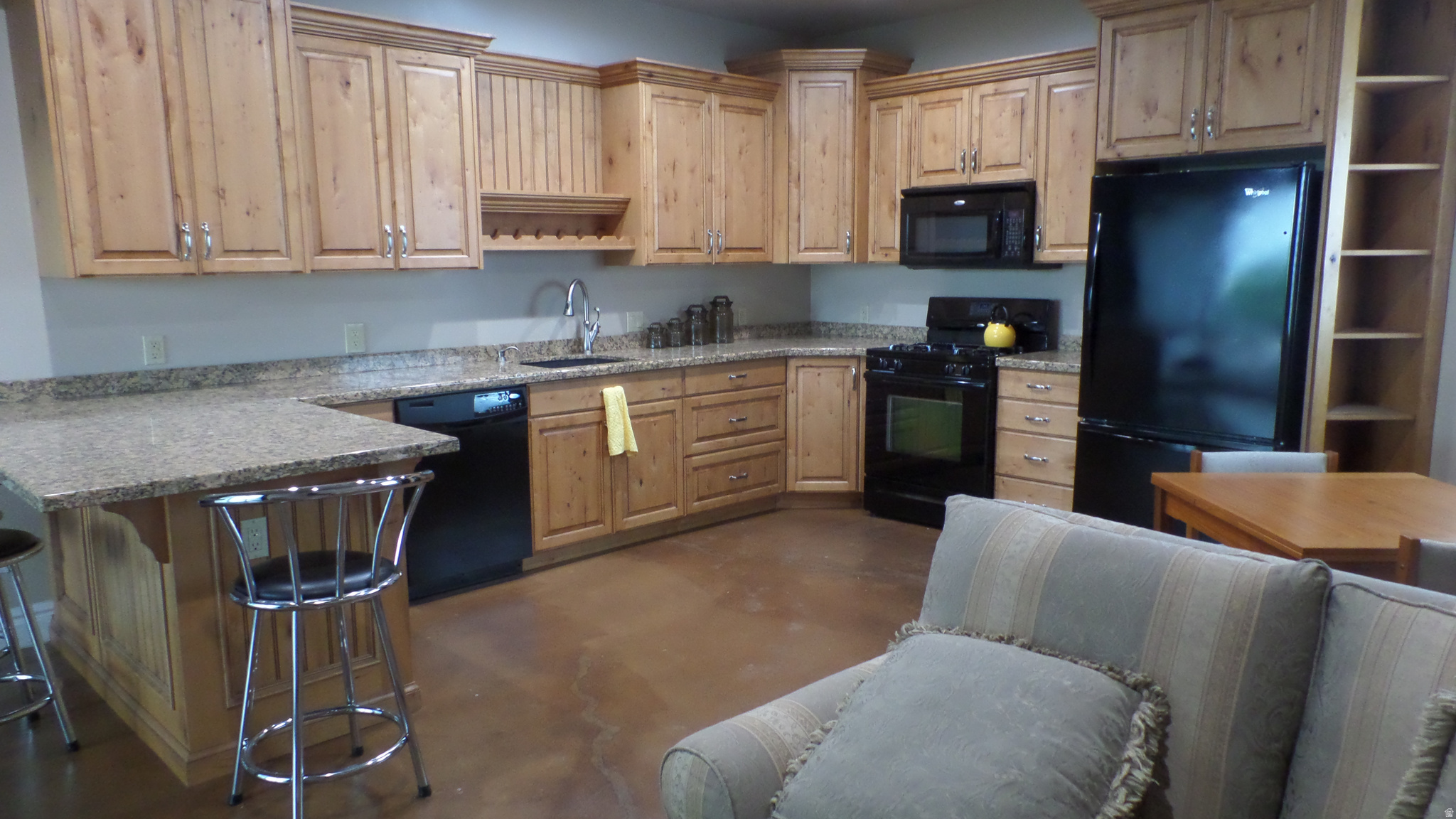 main property photo 42