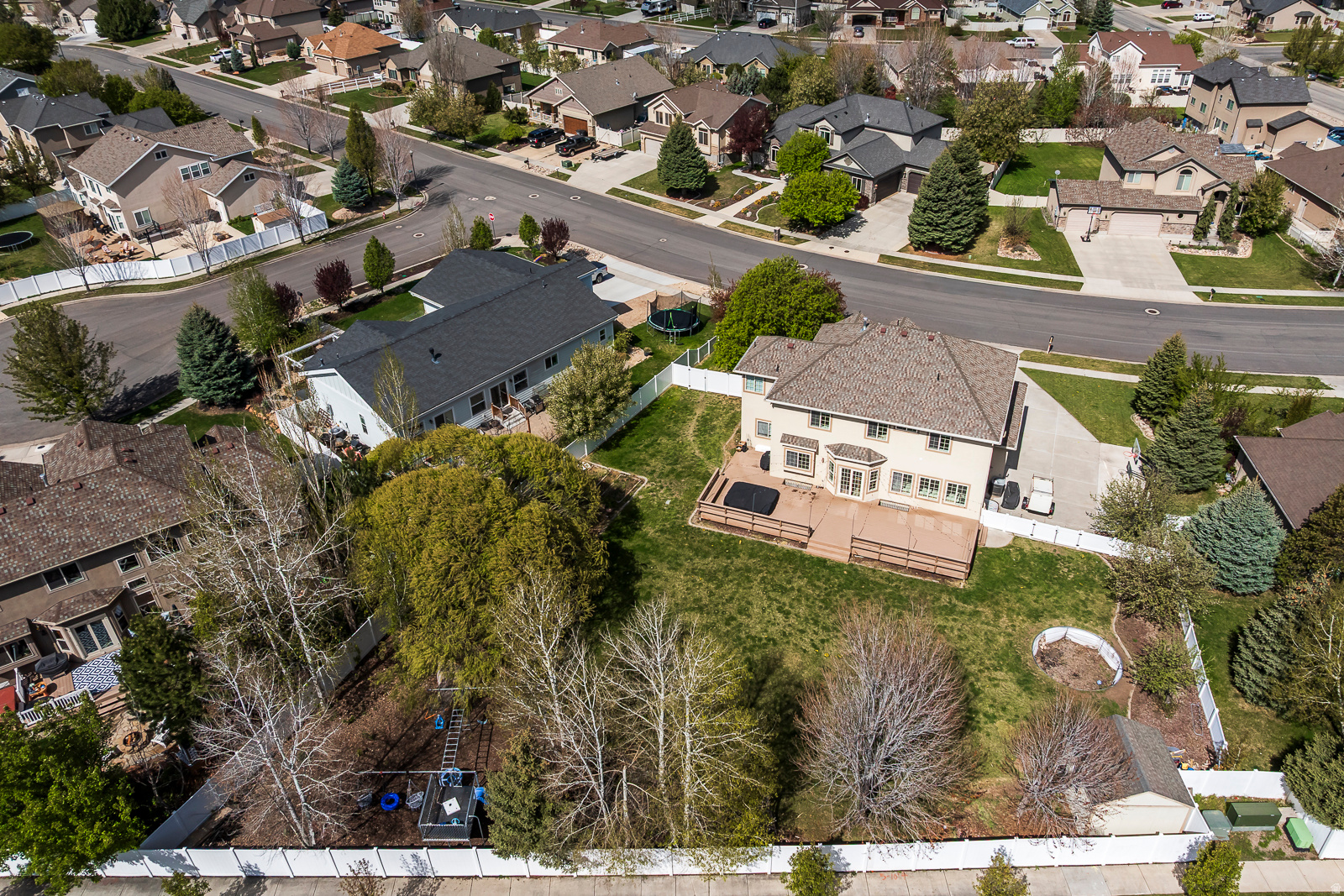 main property photo 51