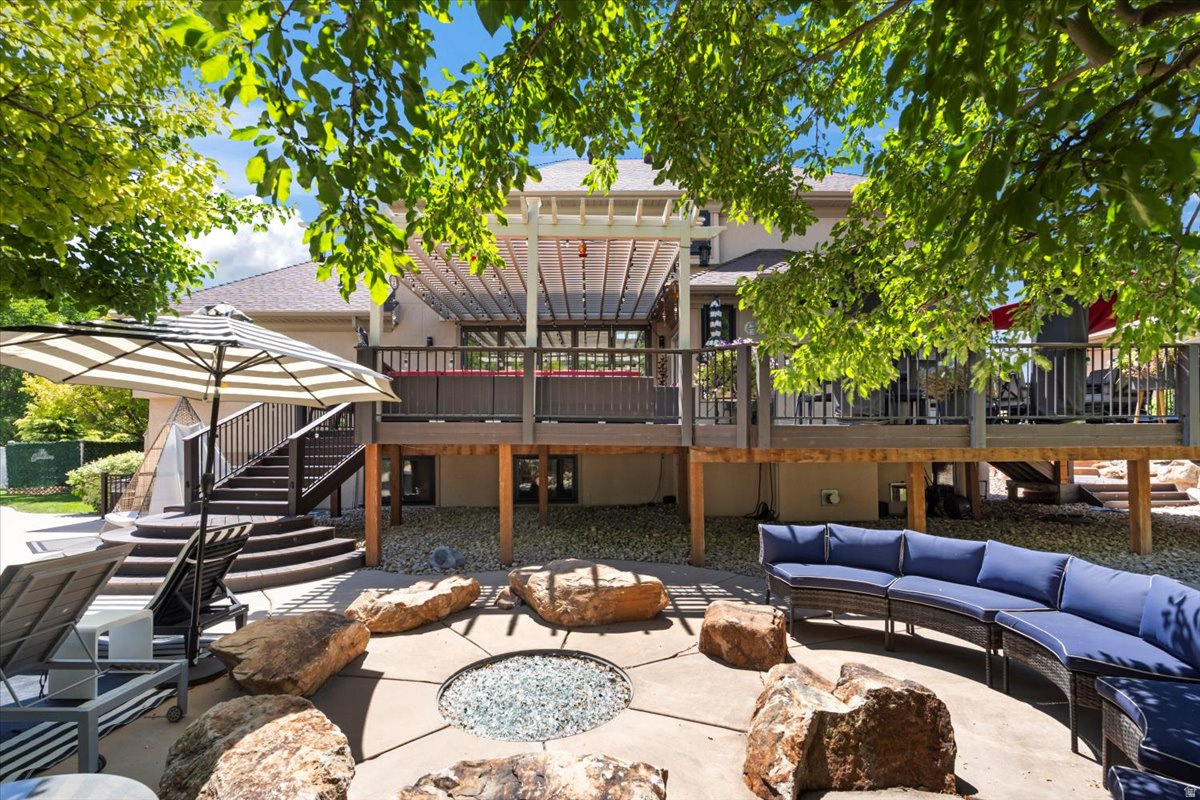 main property photo 50